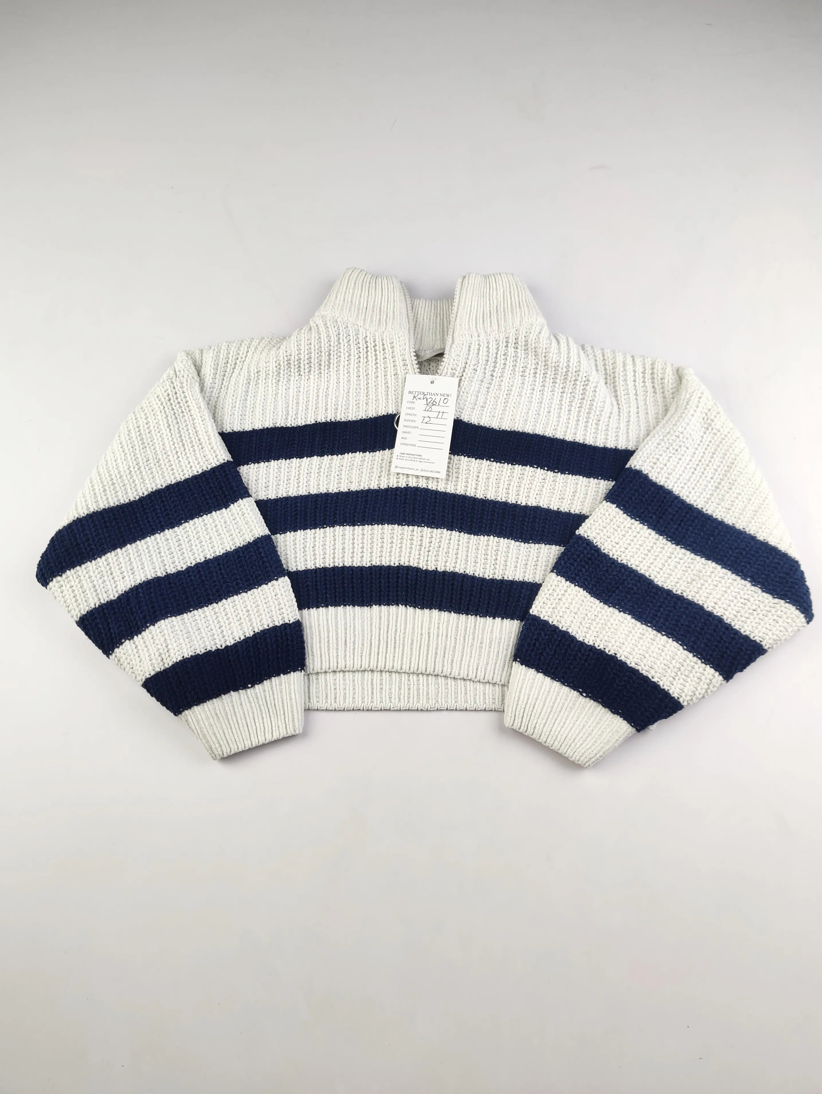 Buy online pre-used pre-loved 100% authentic & Original branded I Love Girl Wears (KWG-12610) available in Pakistan. Top international brands avilable.