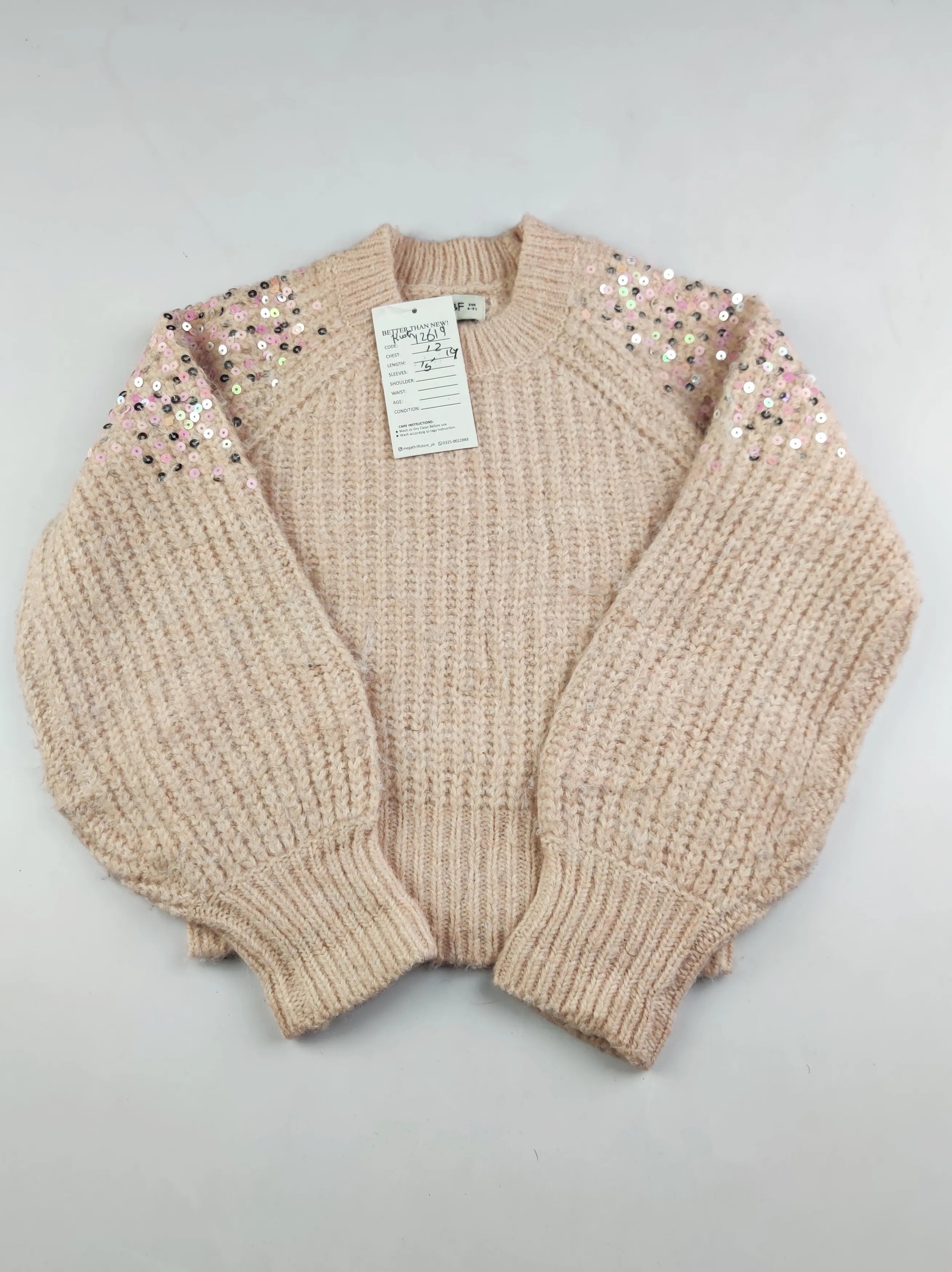 Buy online pre-used pre-loved 100% authentic & Original branded F&F (KWG-12619) available in Pakistan. Top international brands avilable.