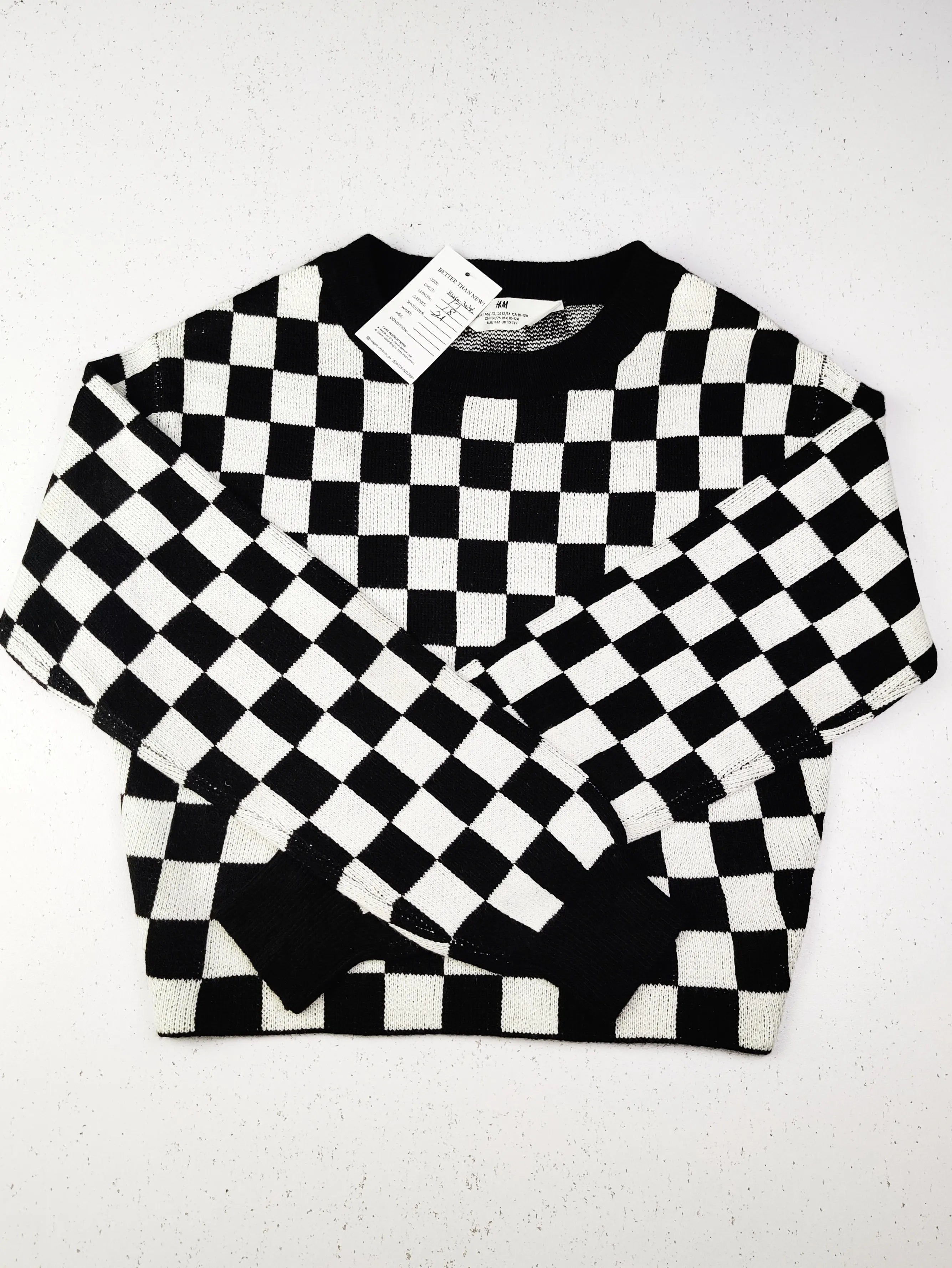Buy online pre-used pre-loved 100% authentic & Original branded H&M (KWG-3046) available in Pakistan. Top international brands avilable.