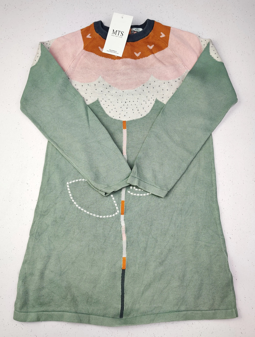 Buy online pre-used pre-loved 100% authentic & Original branded Marks & Spencer (KWG-3079) available in Pakistan. Top international brands avilable.
