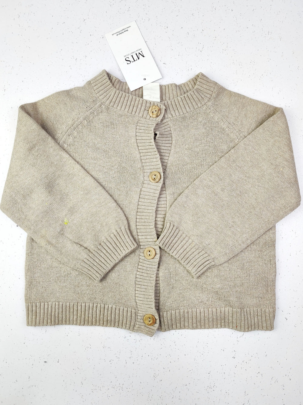 Buy online pre-used pre-loved 100% authentic & Original branded H&M (KWG-3105) available in Pakistan. Top international brands avilable.