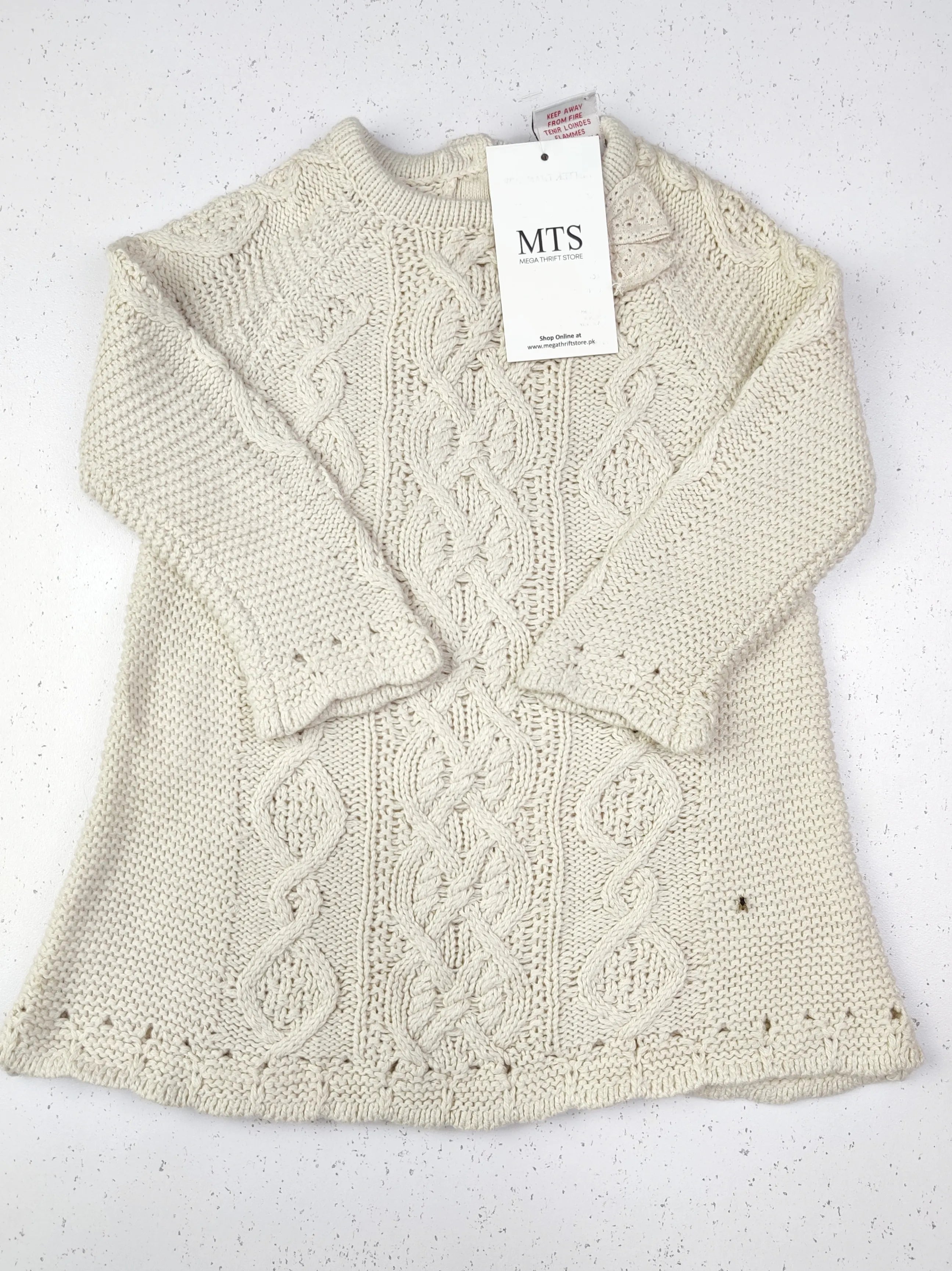 Buy online pre-used pre-loved 100% authentic & Original branded Cupcakes And Cashmere (KWG-3121) available in Pakistan. Top international brands avilable.