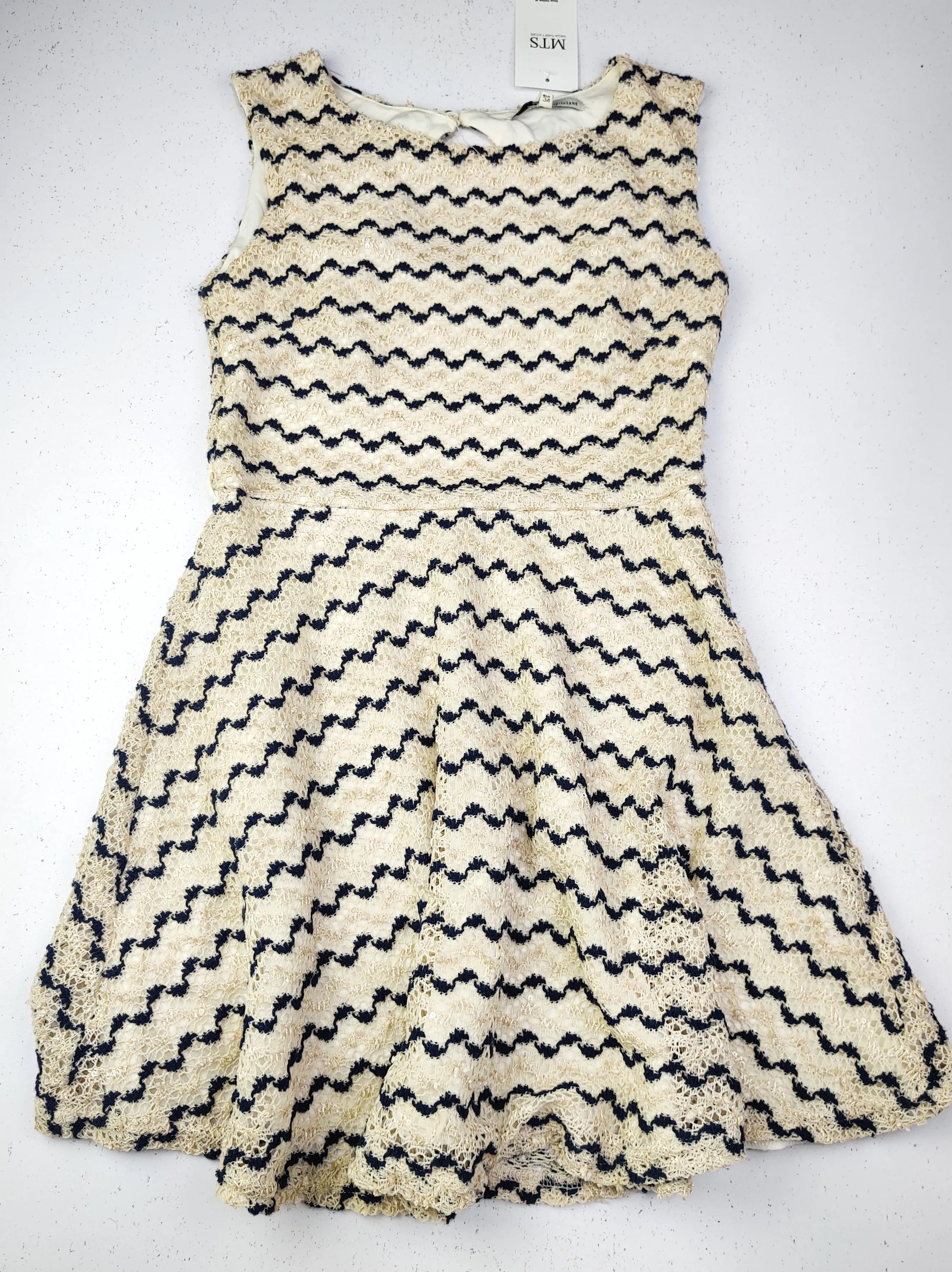 Buy online pre-used pre-loved 100% authentic & Original branded River Island (KWG-3302) available in Pakistan. Top international brands avilable.