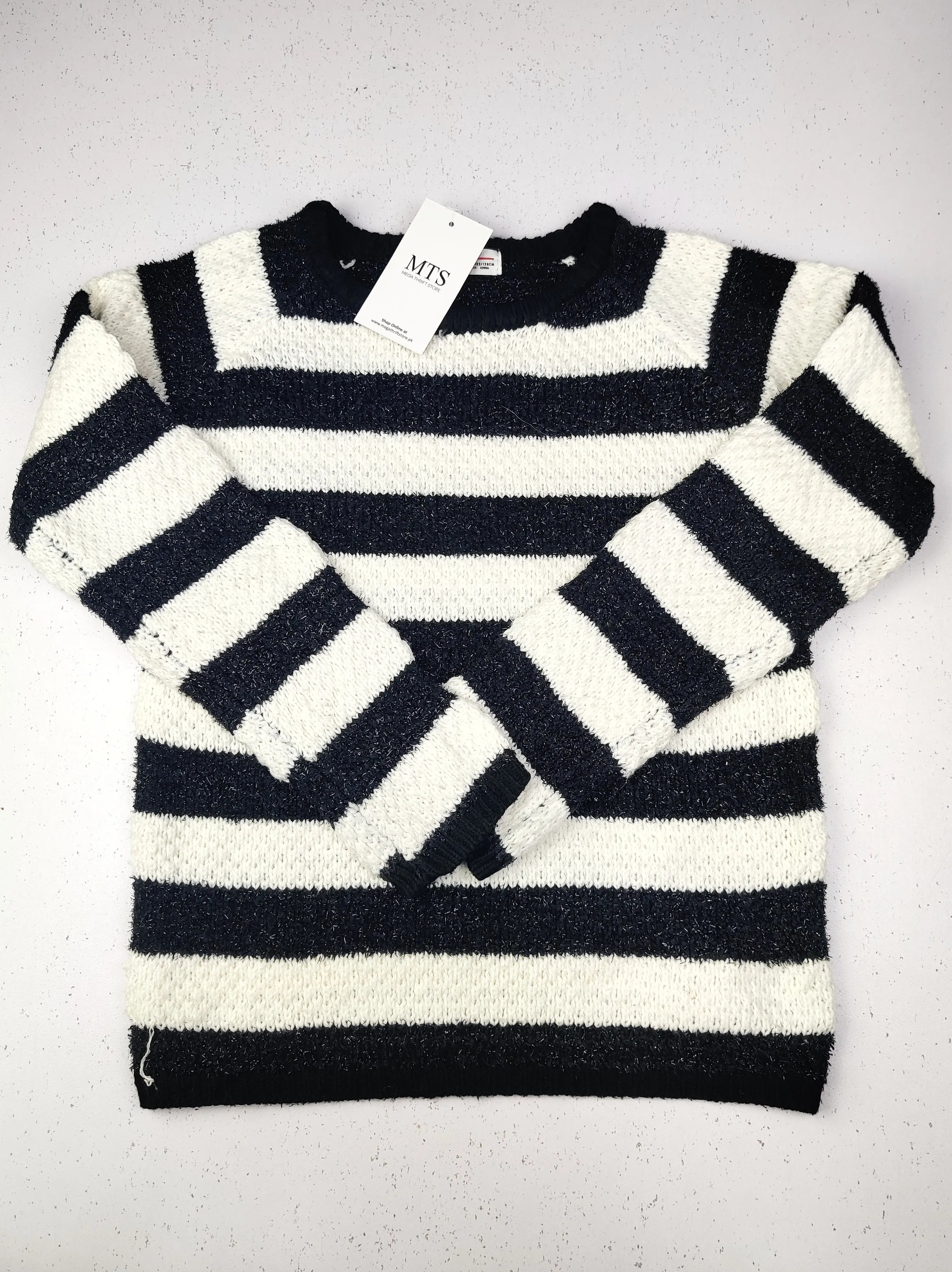 Buy online pre-used pre-loved 100% authentic & Original branded Minoti (KWG-3326) available in Pakistan. Top international brands avilable.