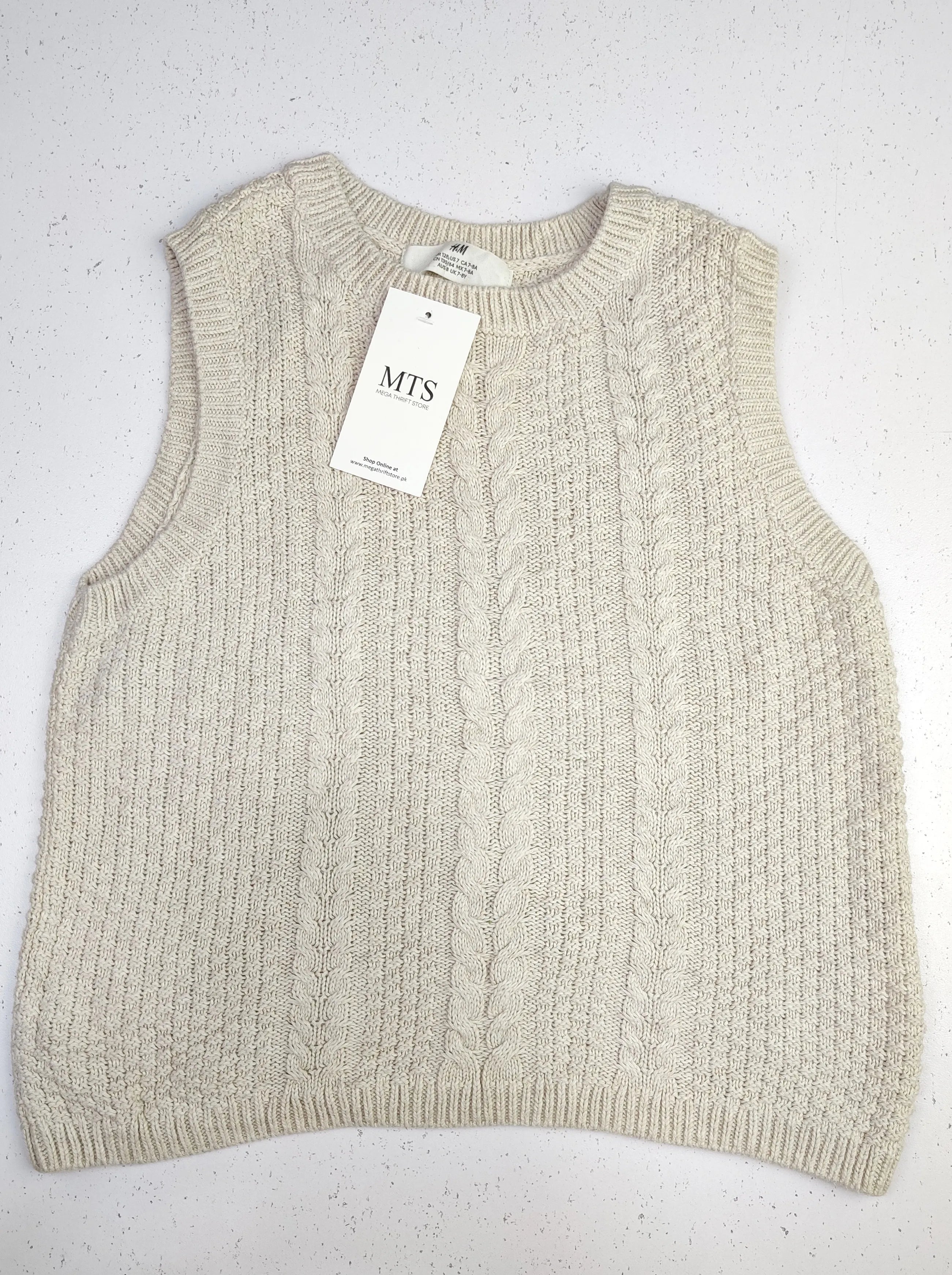 Buy online pre-used pre-loved 100% authentic & Original branded H&M (KWG-3368) available in Pakistan. Top international brands avilable.