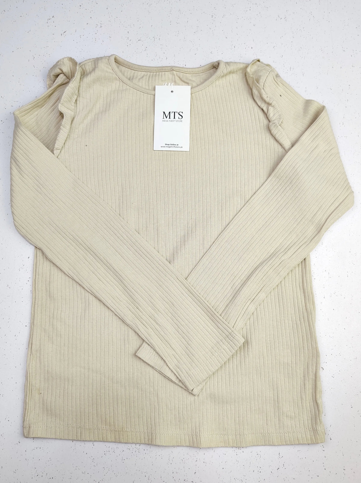Buy online pre-used pre-loved 100% authentic & Original branded H&M (KWG-3449) available in Pakistan. Top international brands avilable.