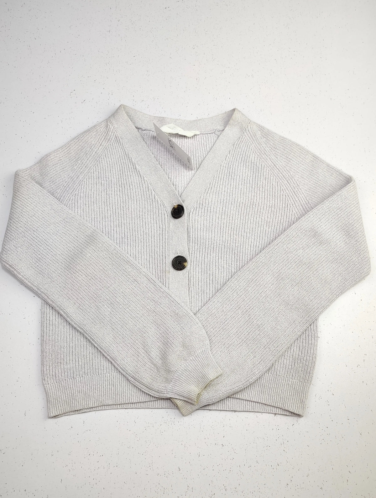 Buy online pre-used pre-loved 100% authentic & Original branded H&M (KWG-3452) available in Pakistan. Top international brands avilable.