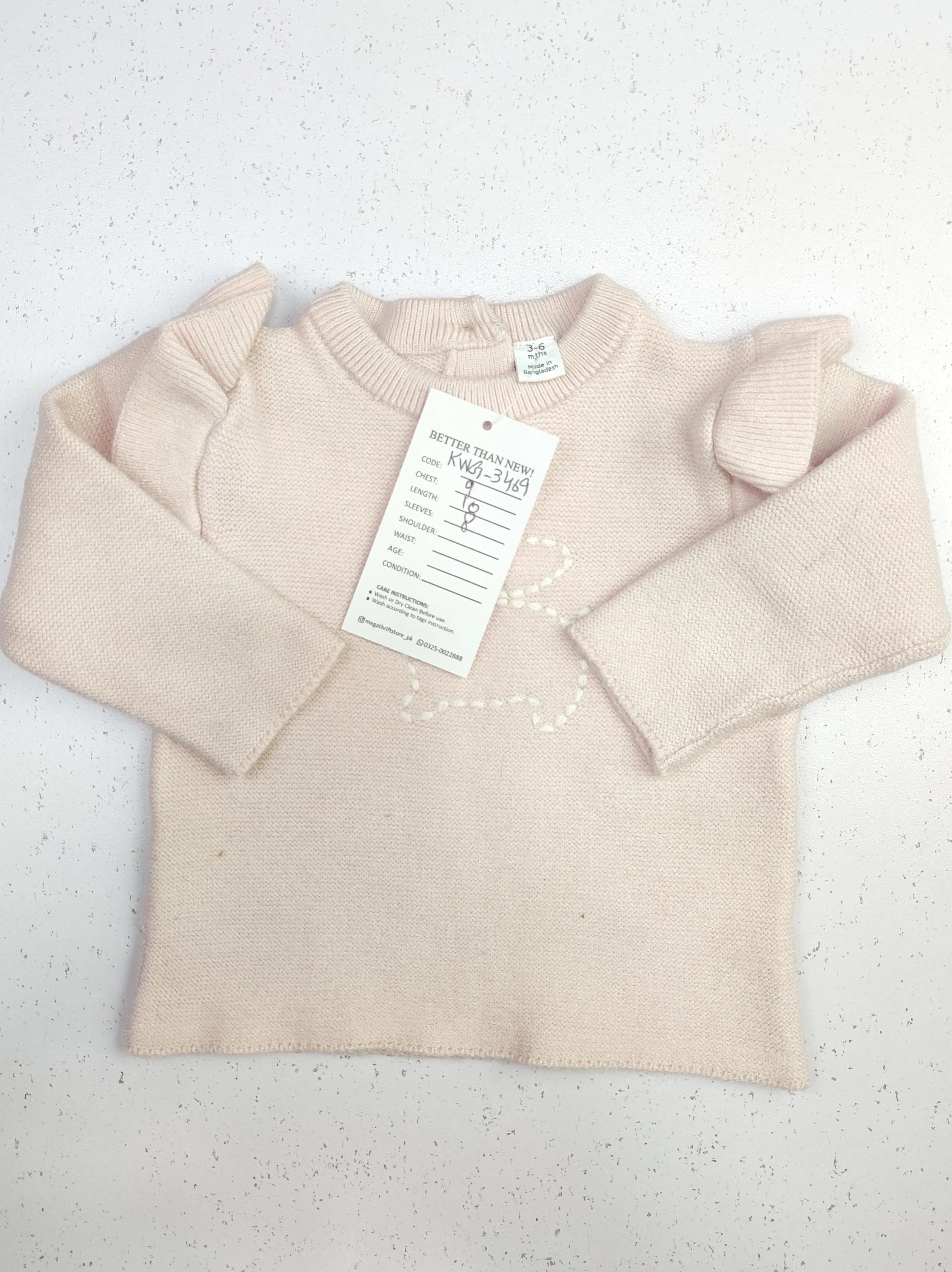 Buy online pre-used pre-loved 100% authentic & Original branded Marks & Spencer (KWG-3469) available in Pakistan. Top international brands avilable.