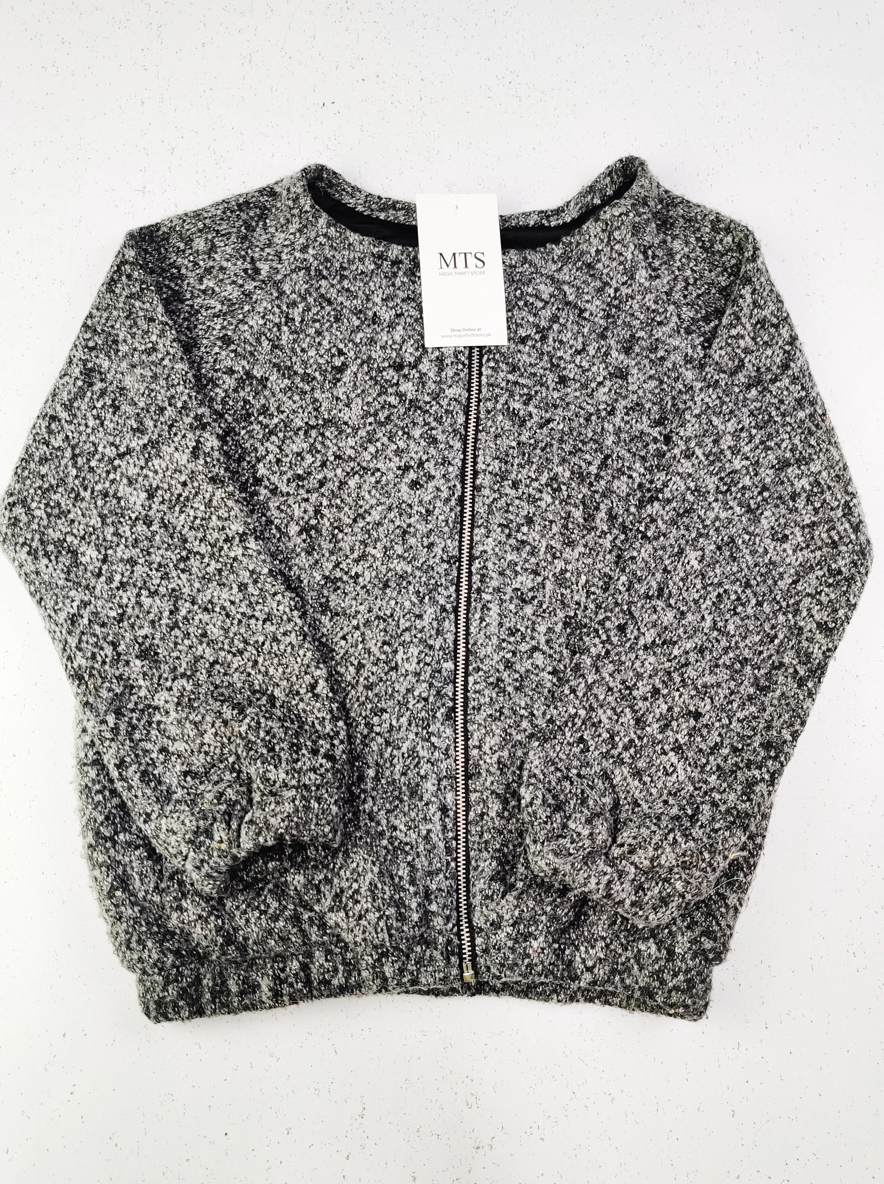 Buy online pre-used pre-loved 100% authentic & Original branded Dunnes Store (KWG-3514) available in Pakistan. Top international brands avilable.