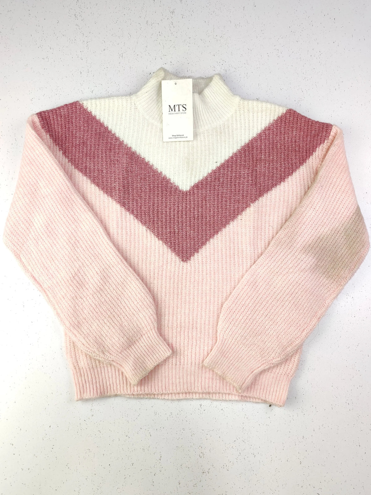 Buy online pre-used pre-loved 100% authentic & Original branded Primark (KWG-3540) available in Pakistan. Top international brands avilable.