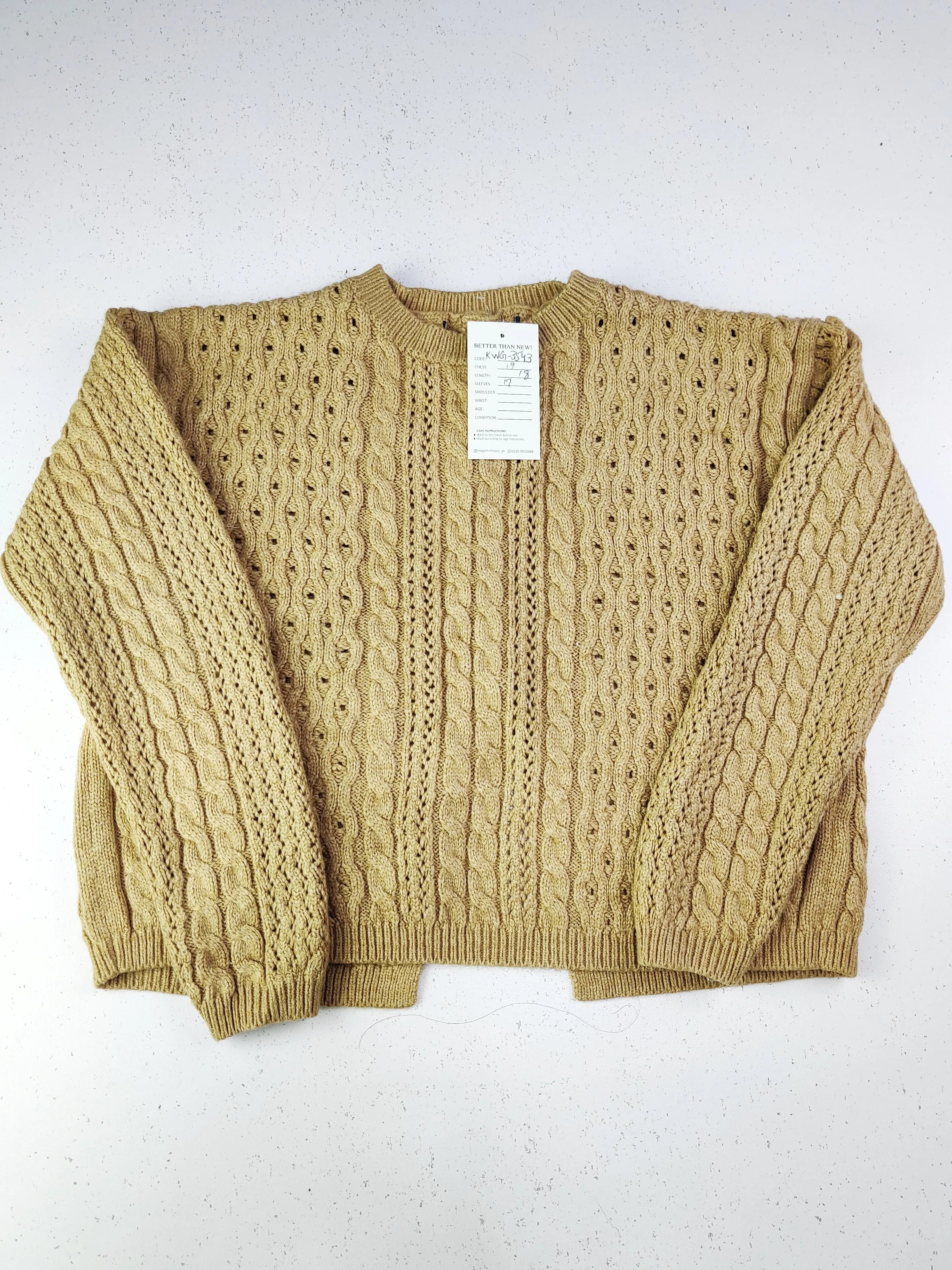 Buy online pre-used pre-loved 100% authentic & Original branded Unknown Brand (KWG-3543) available in Pakistan. Top international brands avilable.