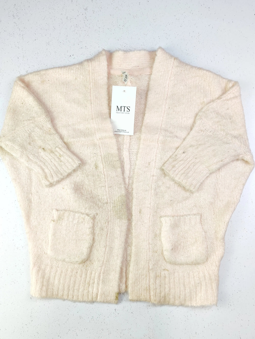 Buy online pre-used pre-loved 100% authentic & Original branded Young Dimension (KWG-3545) available in Pakistan. Top international brands avilable.
