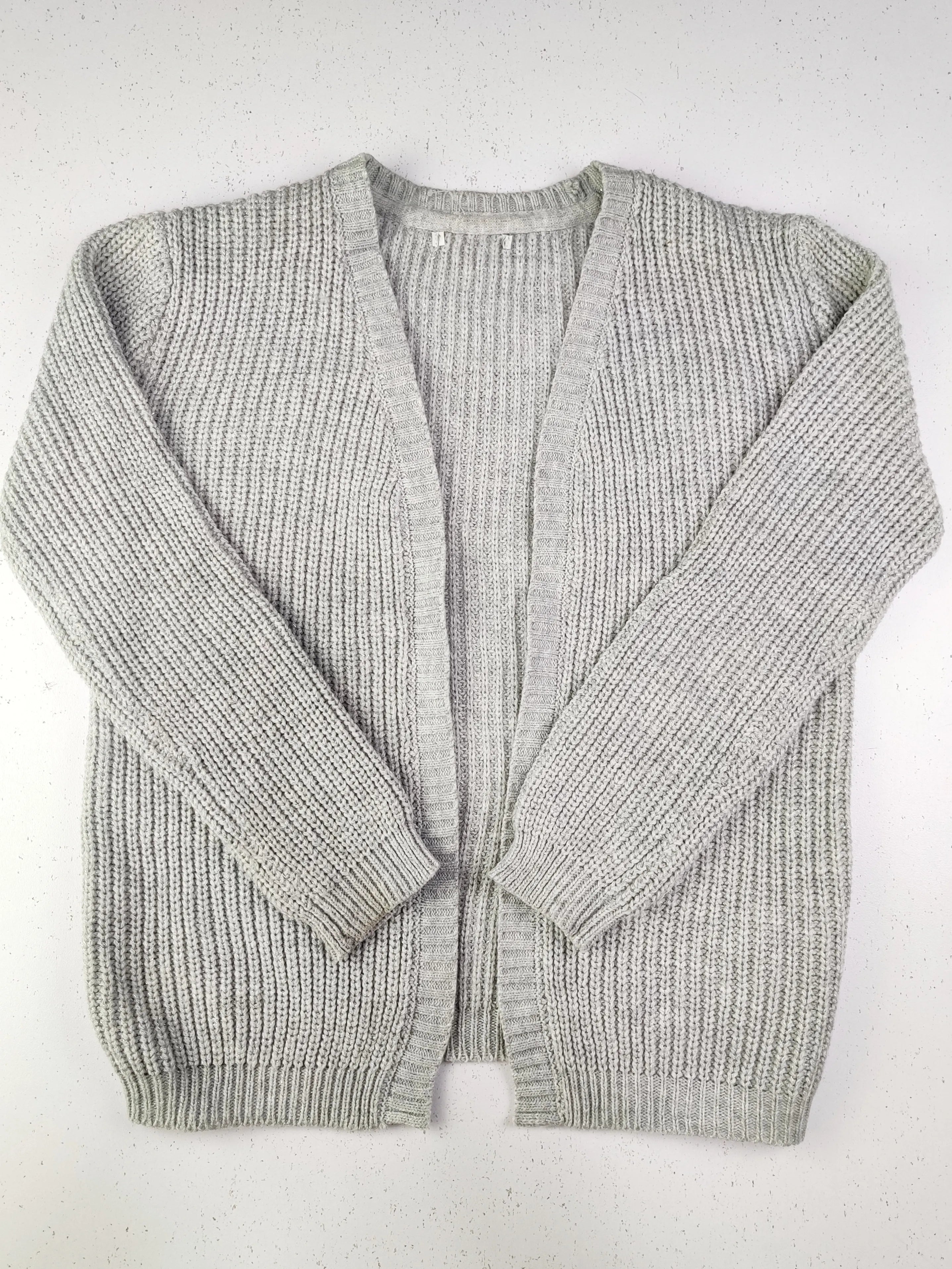 Buy online pre-used pre-loved 100% authentic & Original branded Primark (KWG-3592) available in Pakistan. Top international brands avilable.