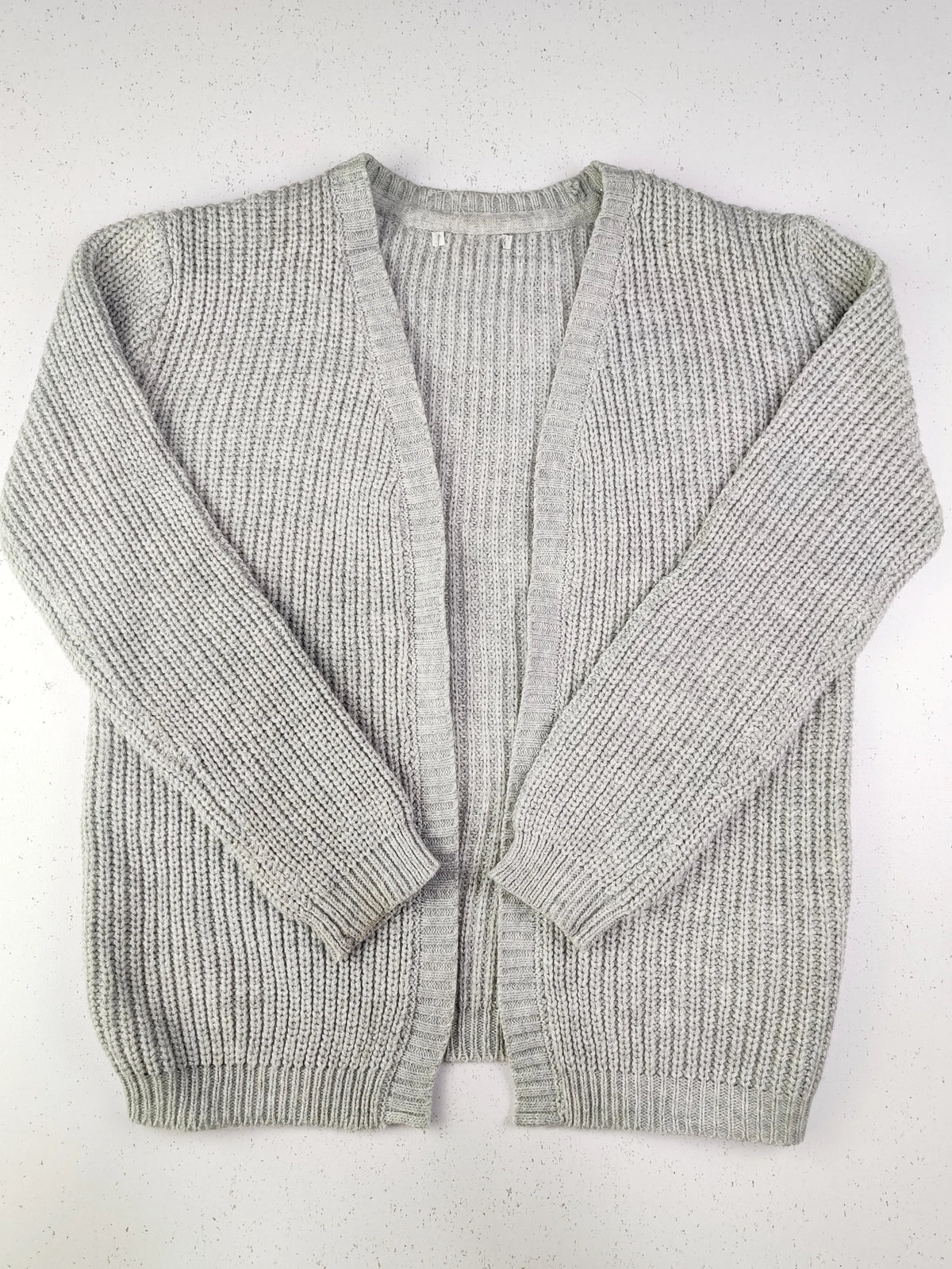 Buy online pre-used pre-loved 100% authentic & Original branded Primark (KWG-3592) available in Pakistan. Top international brands avilable.