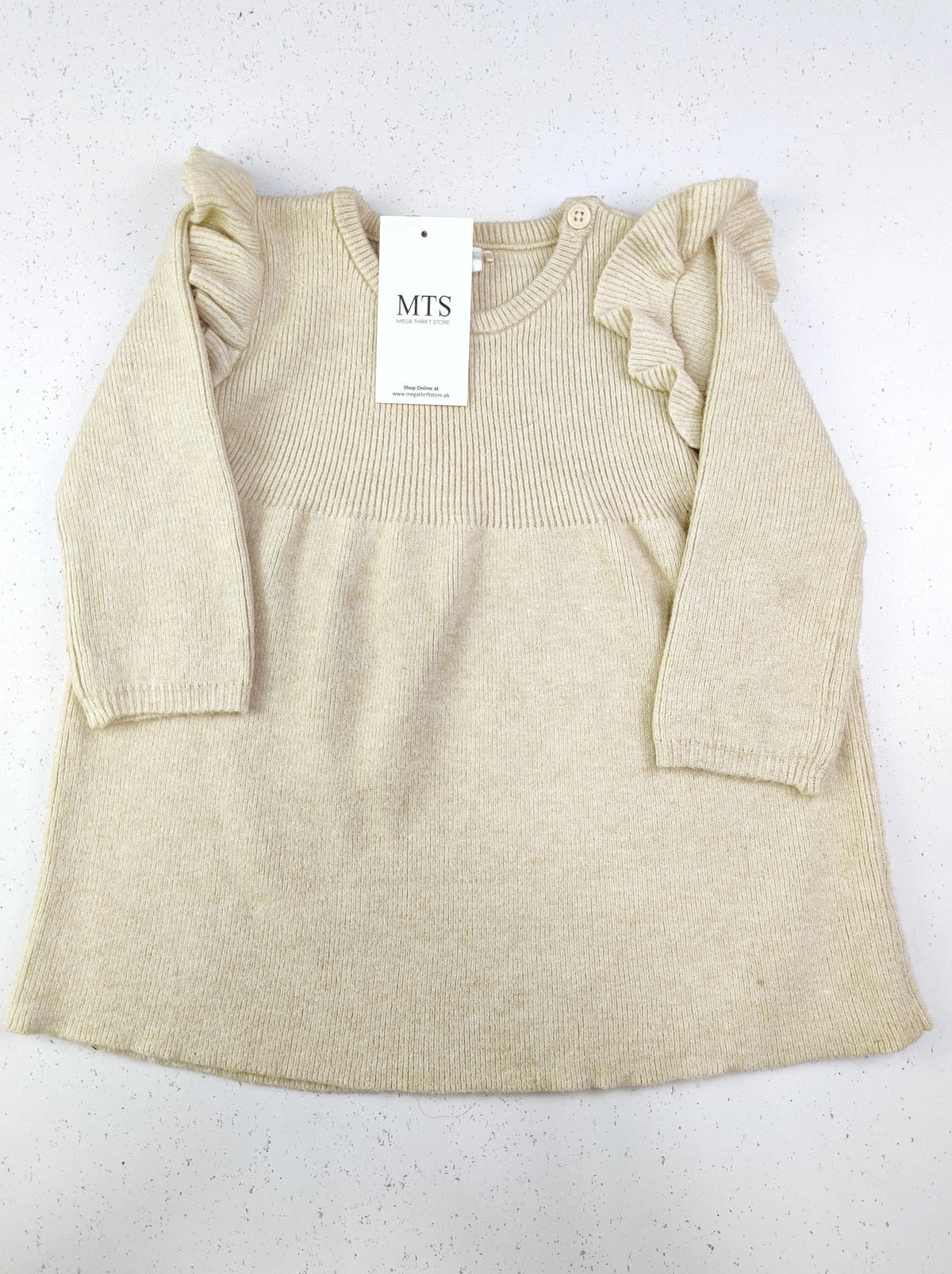 Buy online pre-used pre-loved 100% authentic & Original branded Fred & Flo (KWG-3610) available in Pakistan. Top international brands avilable.