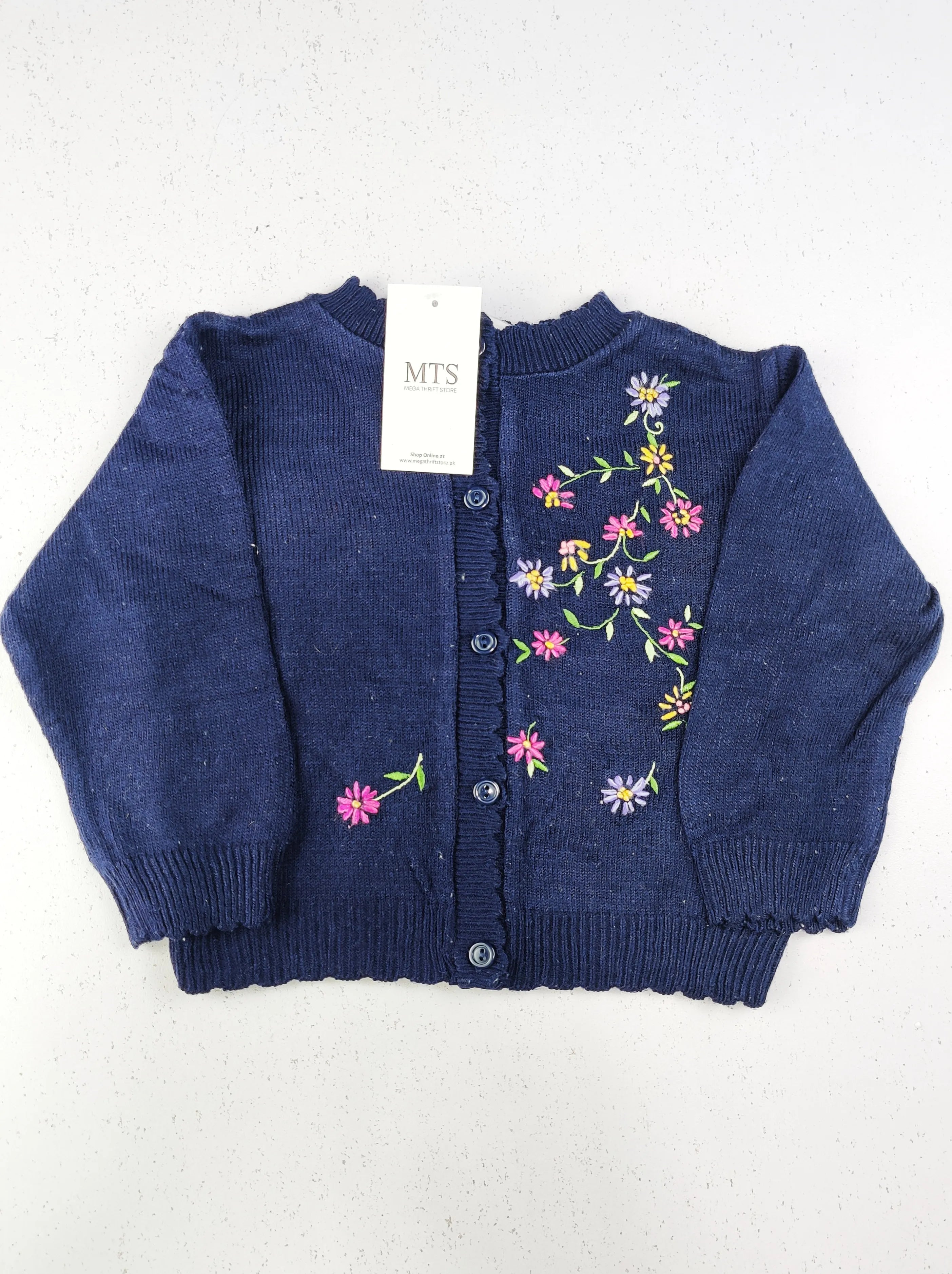 Buy online pre-used pre-loved 100% authentic & Original branded Bt Kids (KWG-3627) available in Pakistan. Top international brands avilable.