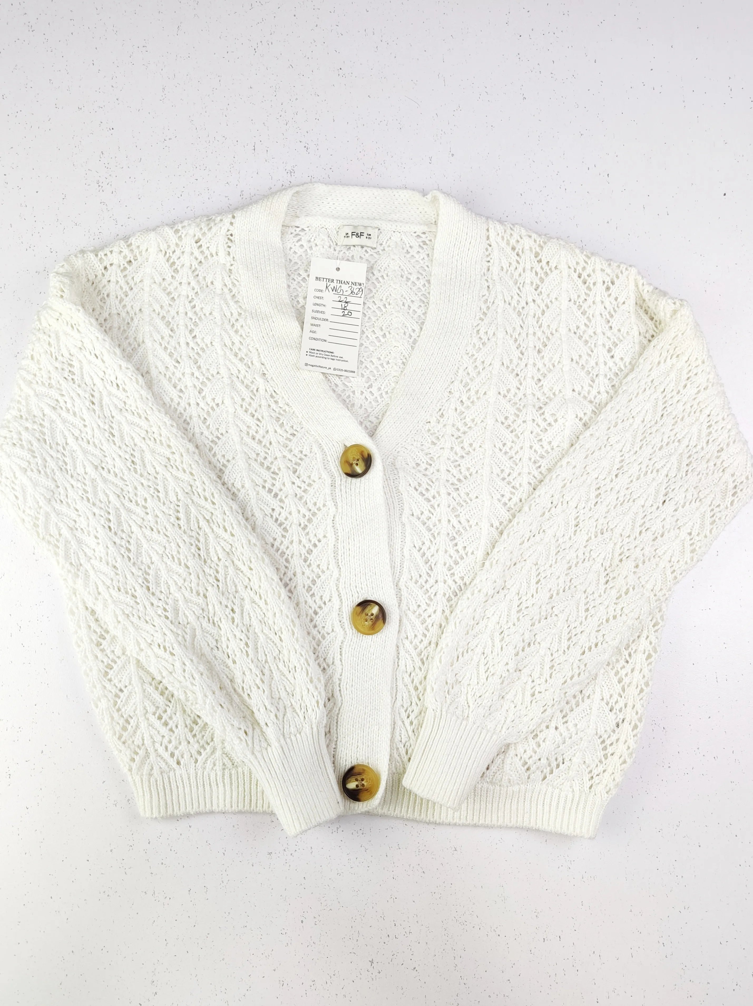 Buy online pre-used pre-loved 100% authentic & Original branded F&F (KWG-3629) available in Pakistan. Top international brands avilable.