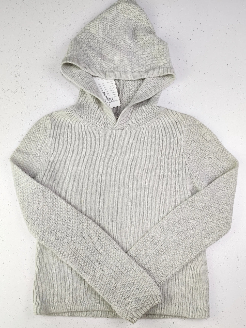 Buy online pre-used pre-loved 100% authentic & Original branded Little Yarn (KWG-3653) available in Pakistan. Top international brands avilable.