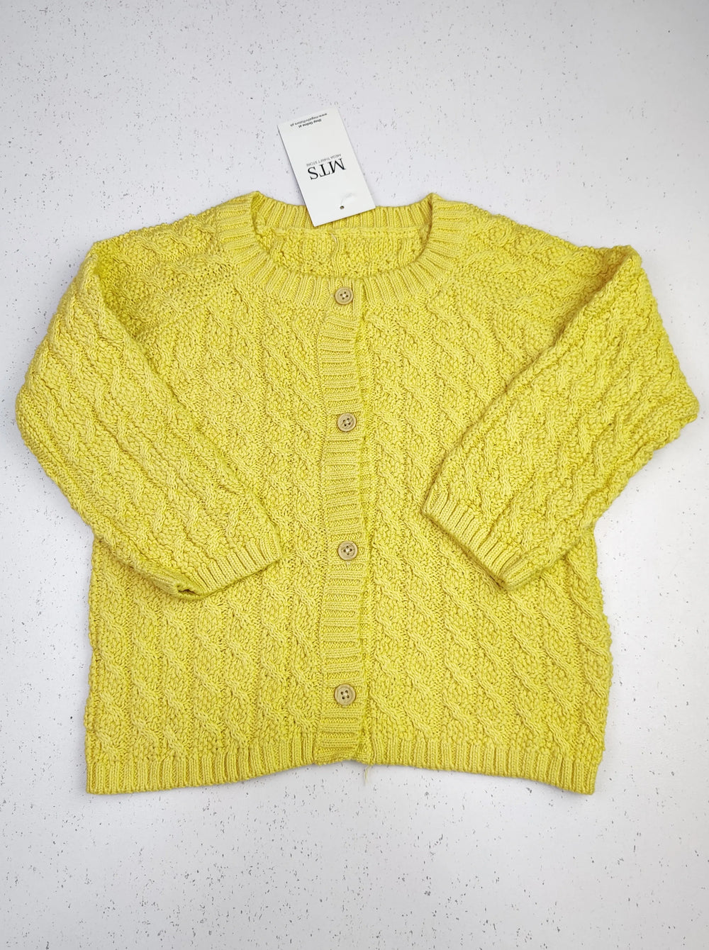Buy online pre-used pre-loved 100% authentic & Original branded Unknown Brand (KWG-3668) available in Pakistan. Top international brands avilable.