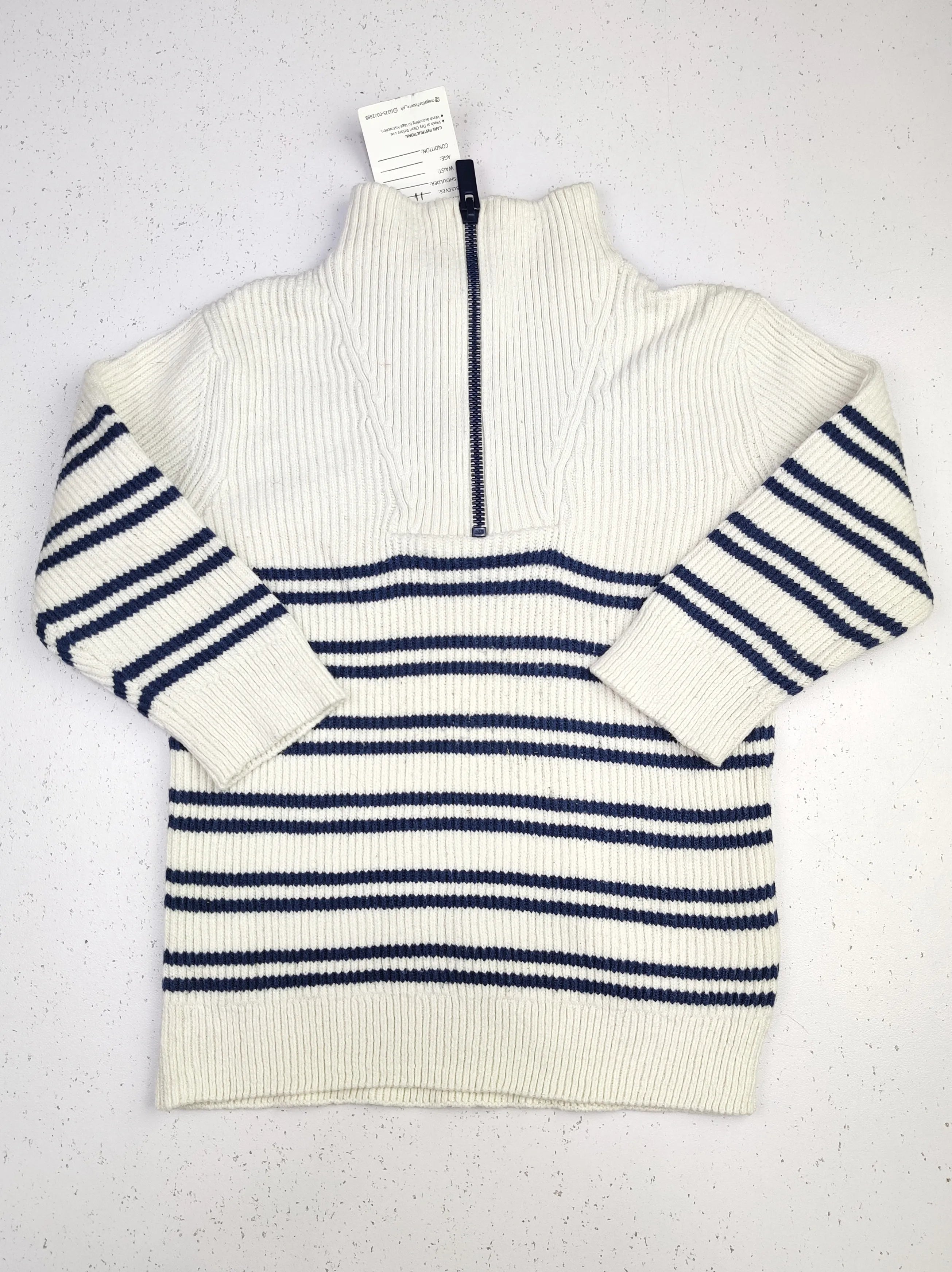 Buy online pre-used pre-loved 100% authentic & Original branded Next (KWG-3675) available in Pakistan. Top international brands avilable.