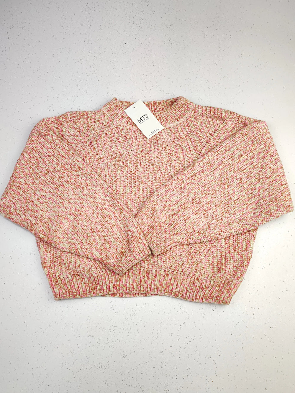 Buy online pre-used pre-loved 100% authentic & Original branded H&M (KWG-3694) available in Pakistan. Top international brands avilable.