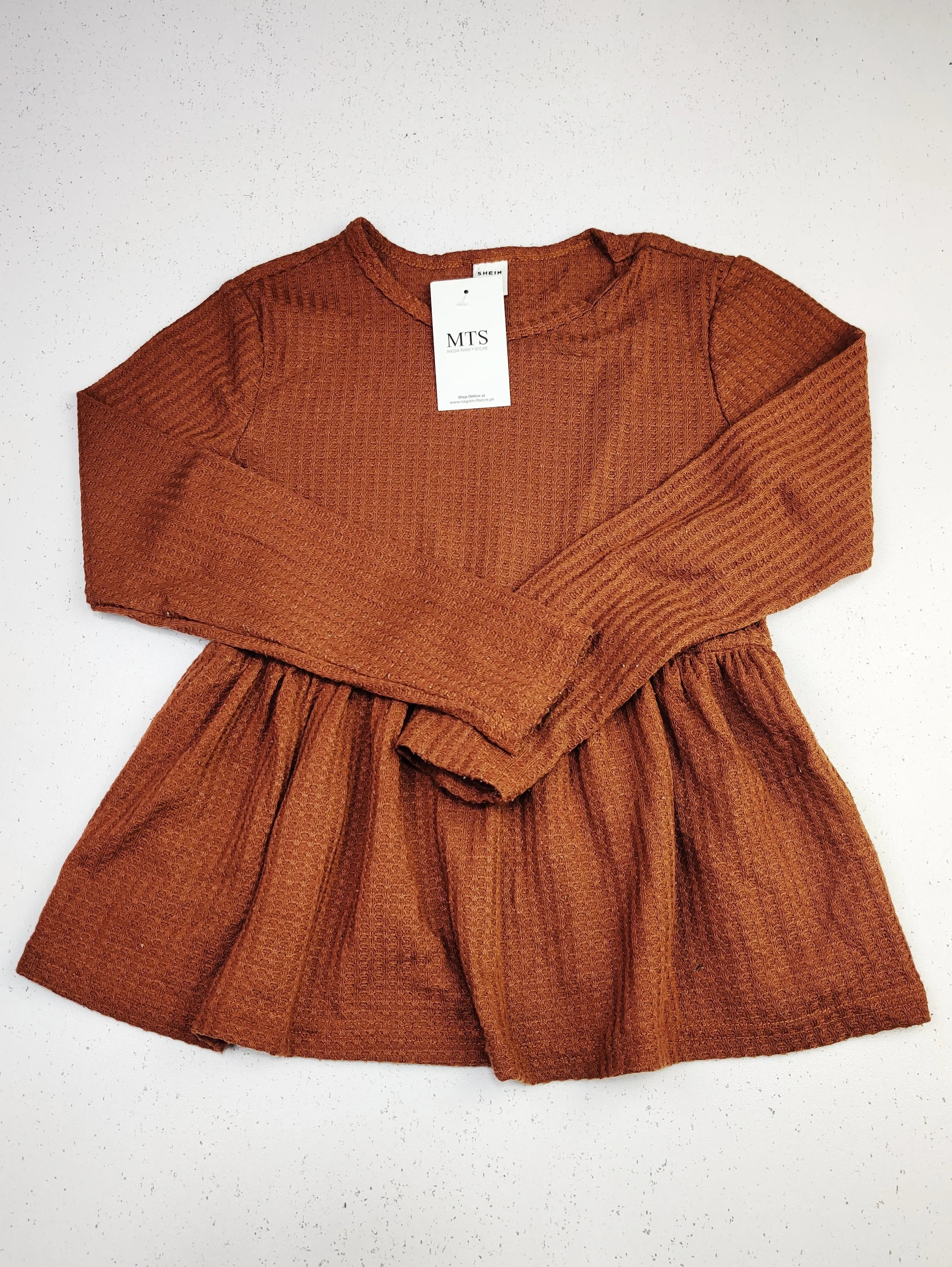 Buy online pre-used pre-loved 100% authentic & Original branded Shein (KWG-3744) available in Pakistan. Top international brands avilable.