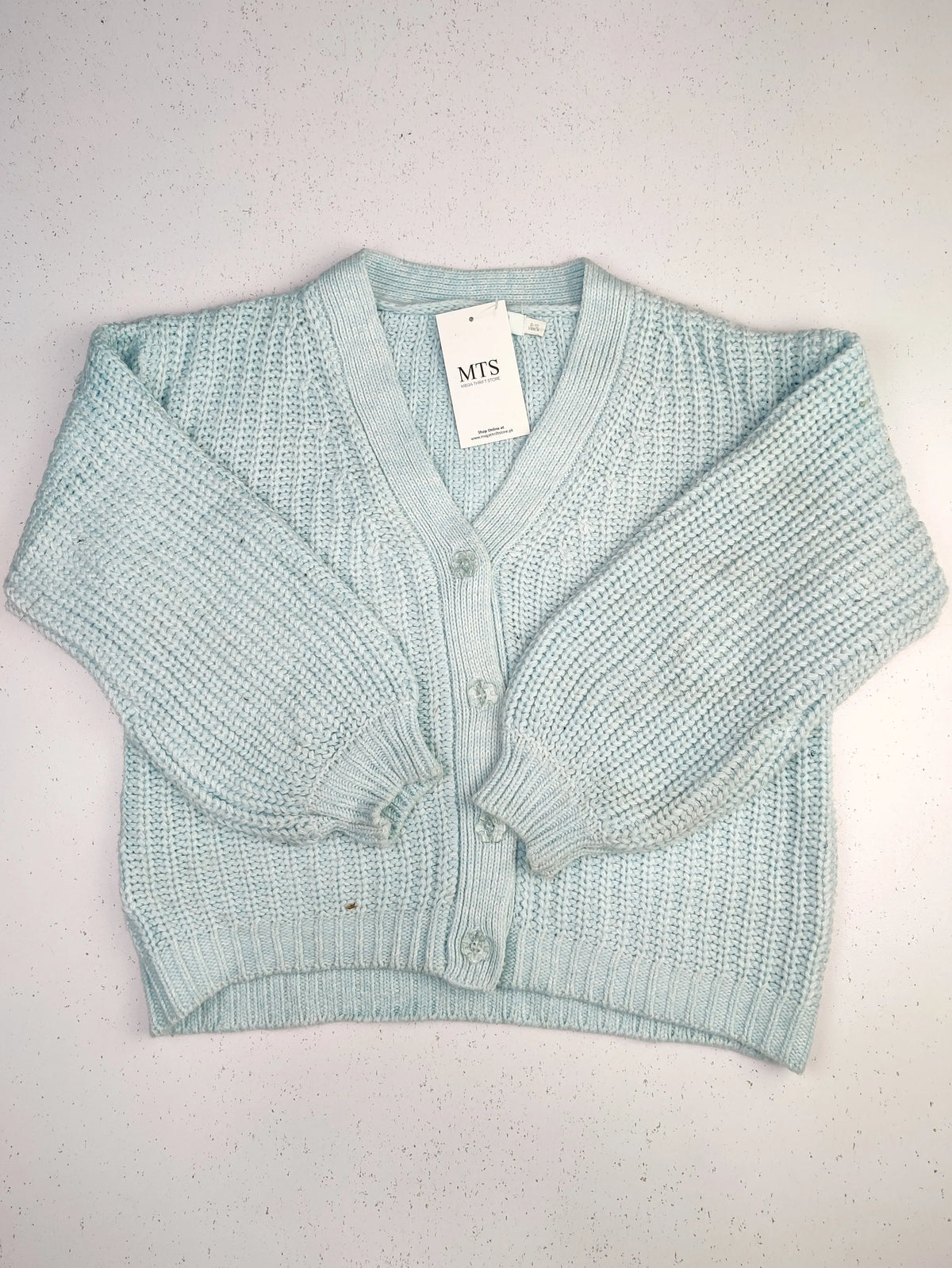 Buy online pre-used pre-loved 100% authentic & Original branded Leigh Tucker Willow (KWG-3752) available in Pakistan. Top international brands avilable.