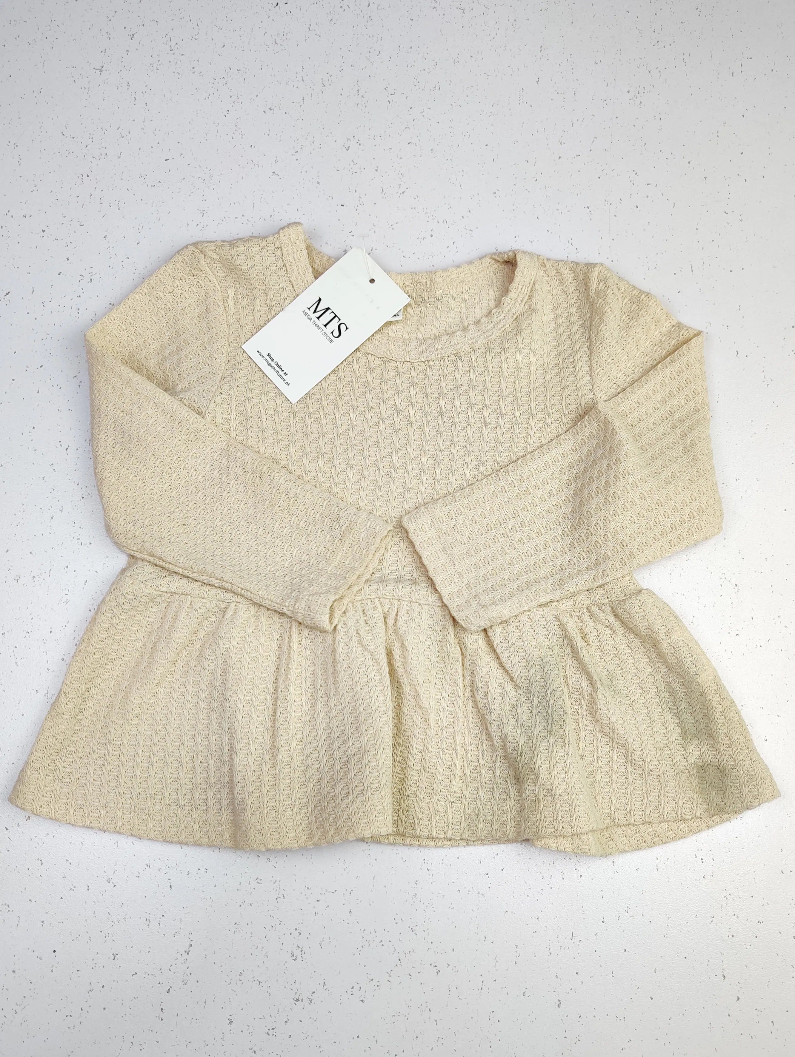 Buy online pre-used pre-loved 100% authentic & Original branded Shein (KWG-3766) available in Pakistan. Top international brands avilable.