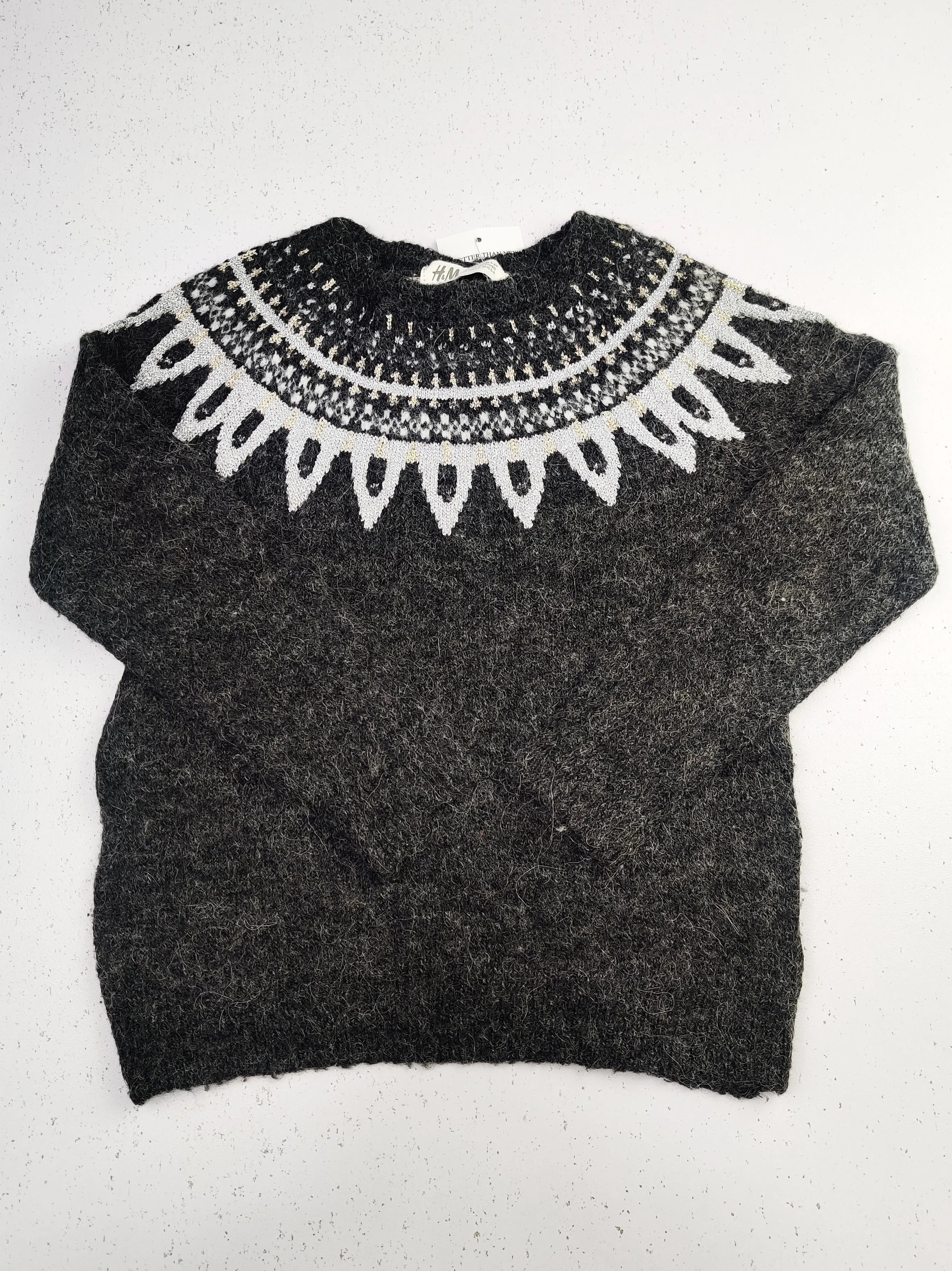 Buy online pre-used pre-loved 100% authentic & Original branded H&M (KWG-3800) available in Pakistan. Top international brands avilable.