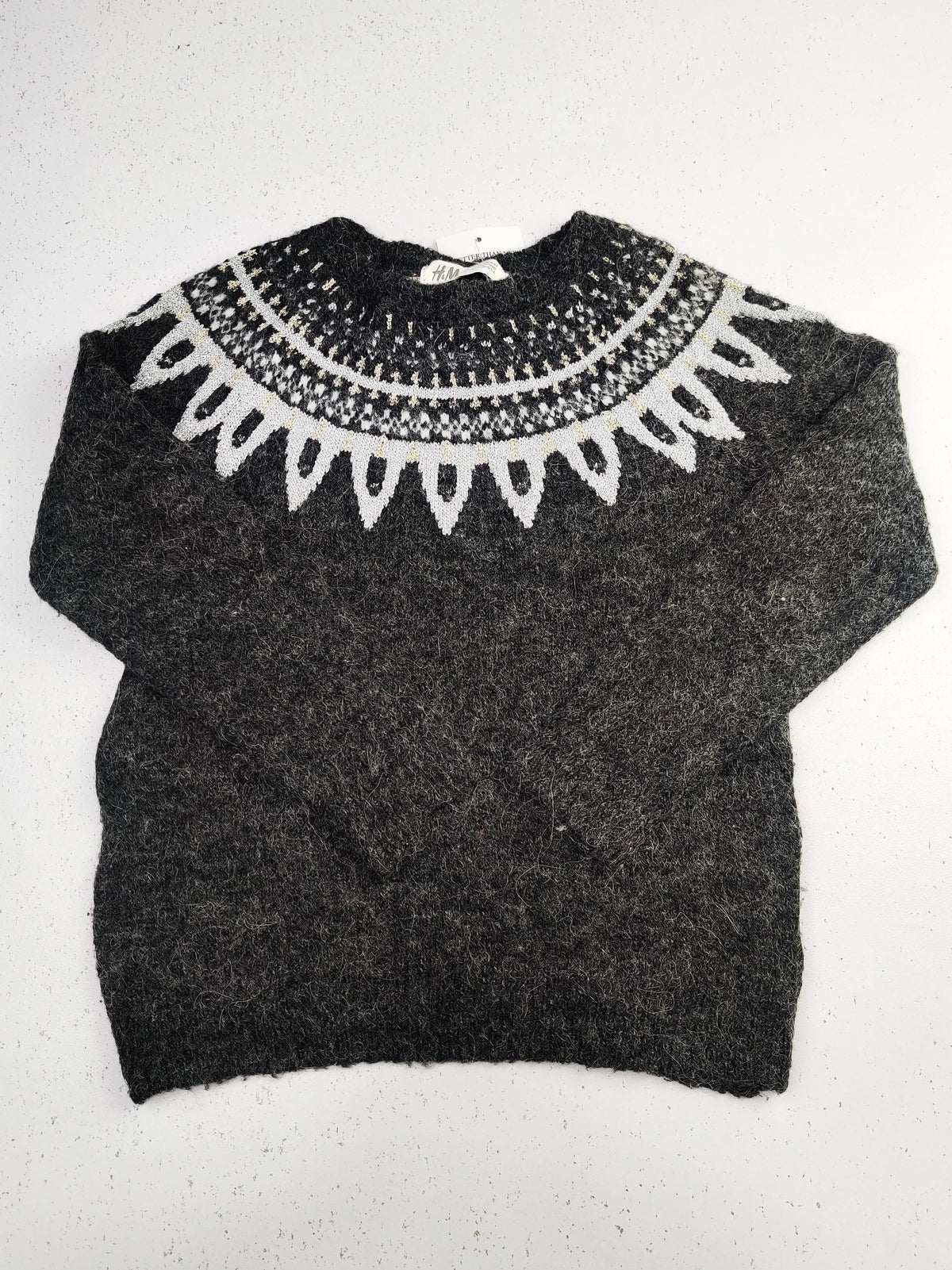 Buy online pre-used pre-loved 100% authentic & Original branded H&M (KWG-3800) available in Pakistan. Top international brands avilable.