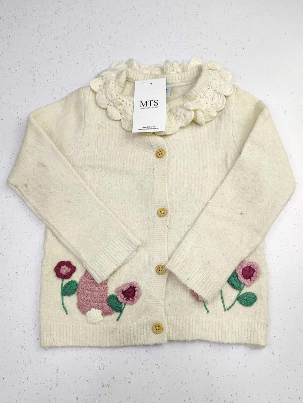 Buy online pre-used pre-loved 100% authentic & Original branded Tu (KWG-3806) available in Pakistan. Top international brands avilable.