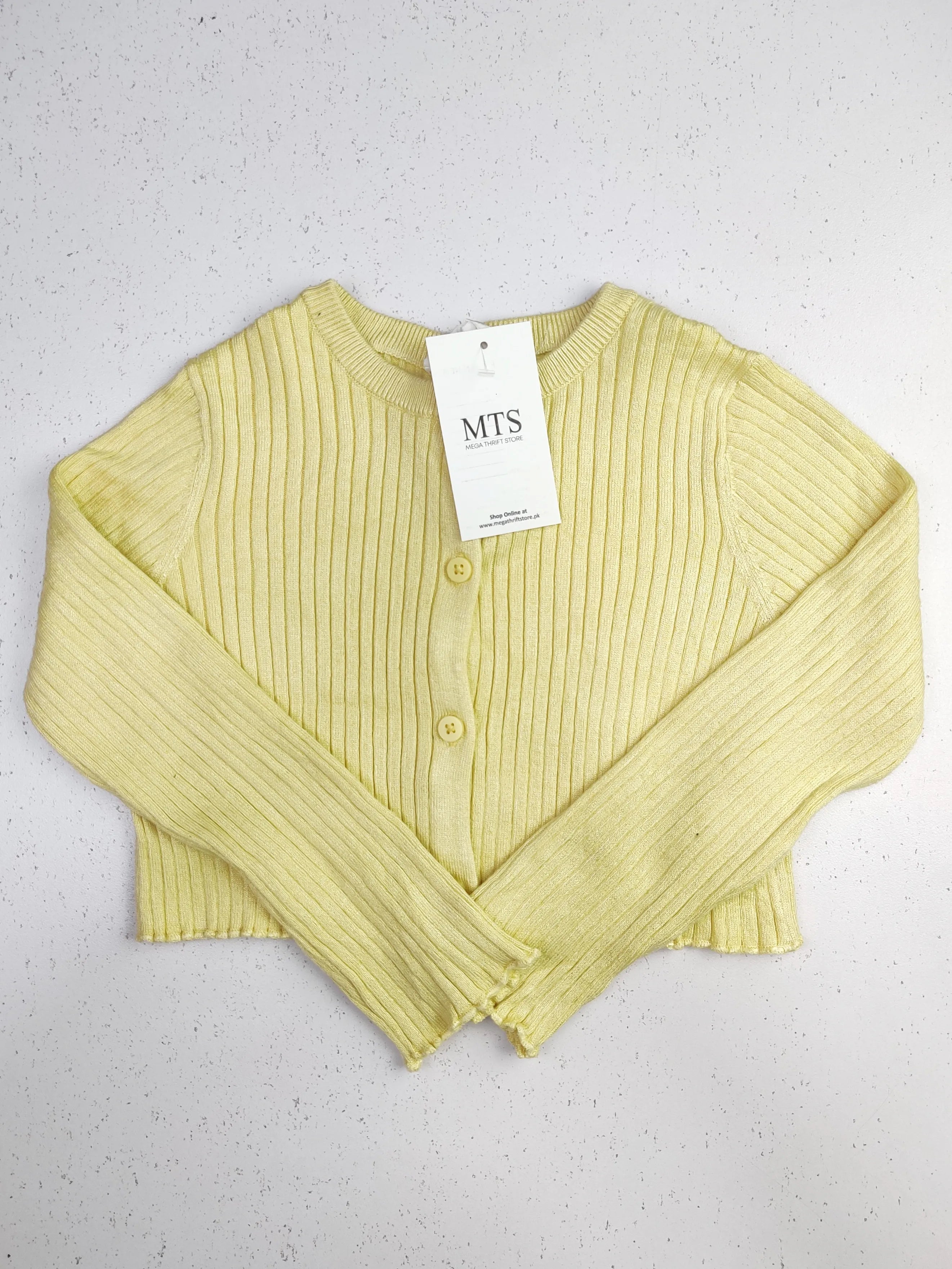 Buy online pre-used pre-loved 100% authentic & Original branded Primark (KWG-3827) available in Pakistan. Top international brands avilable.