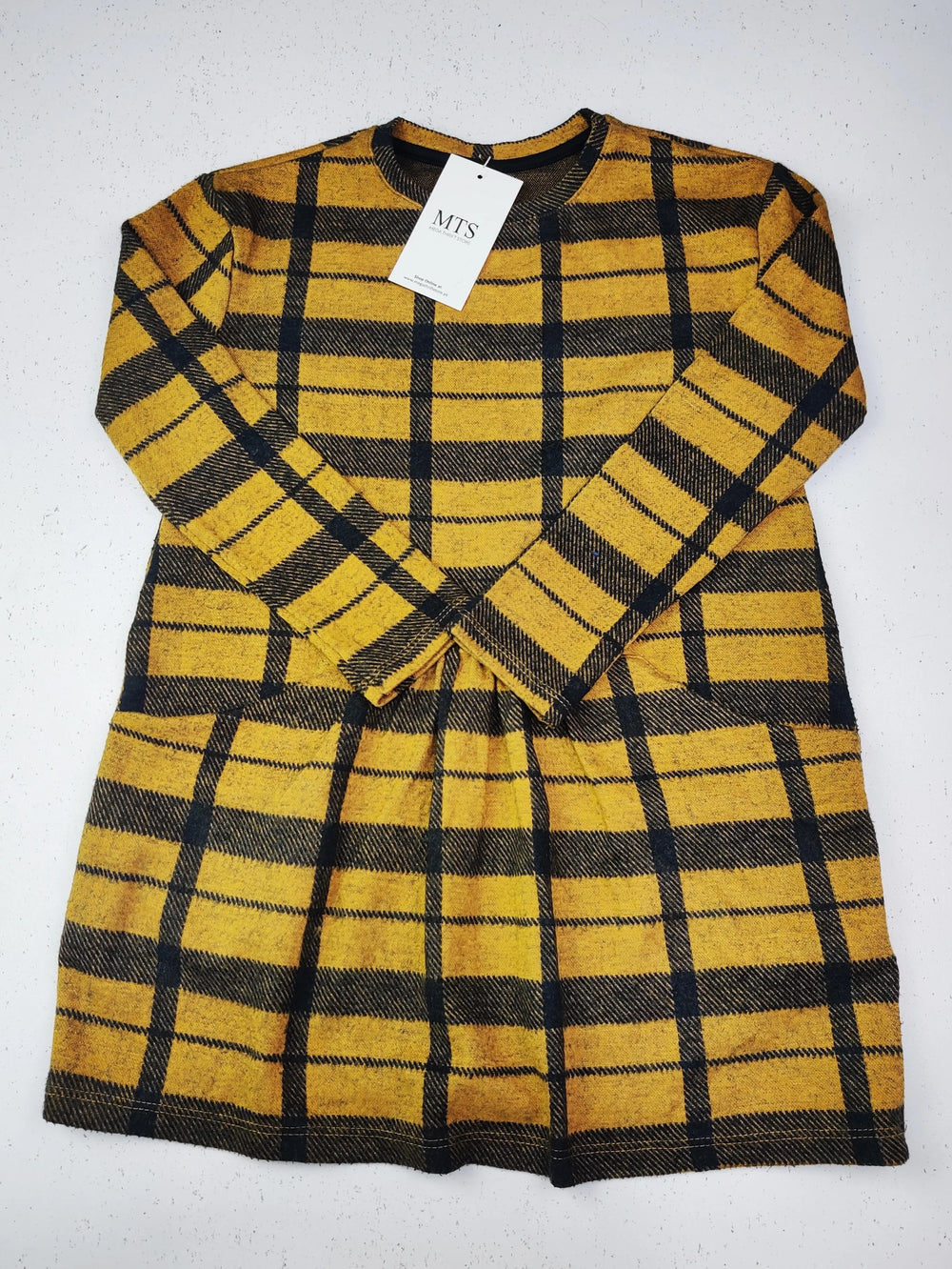 Buy online pre-used pre-loved 100% authentic & Original branded Dunnes Store (KWG-3851) available in Pakistan. Top international brands avilable.