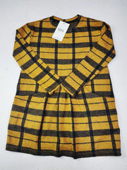 Buy online pre-used pre-loved 100% authentic & Original branded Dunnes Store (KWG-3851) available in Pakistan. Top international brands avilable.