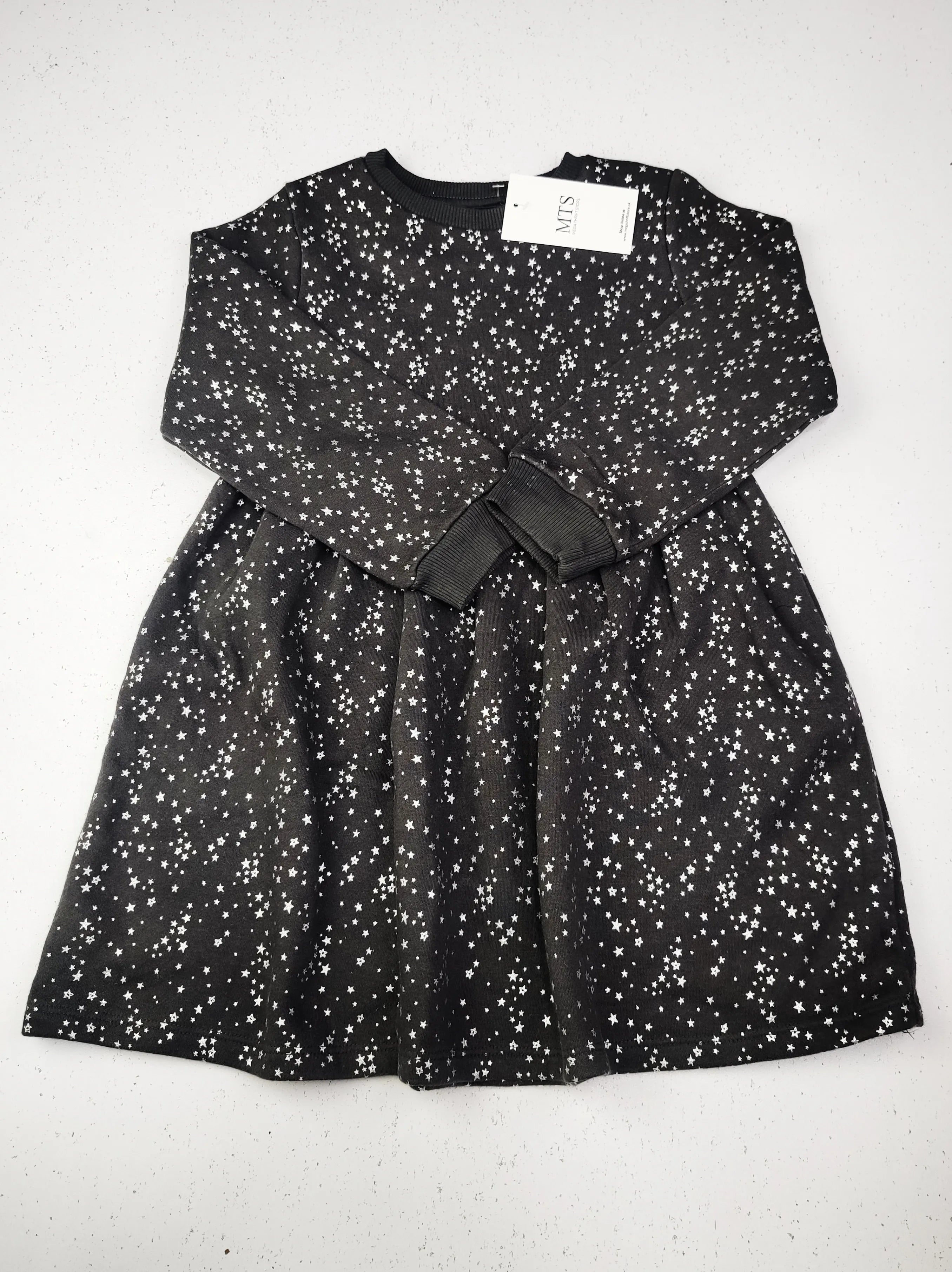 Buy online pre-used pre-loved 100% authentic & Original branded F&F (KWG-3876) available in Pakistan. Top international brands avilable.