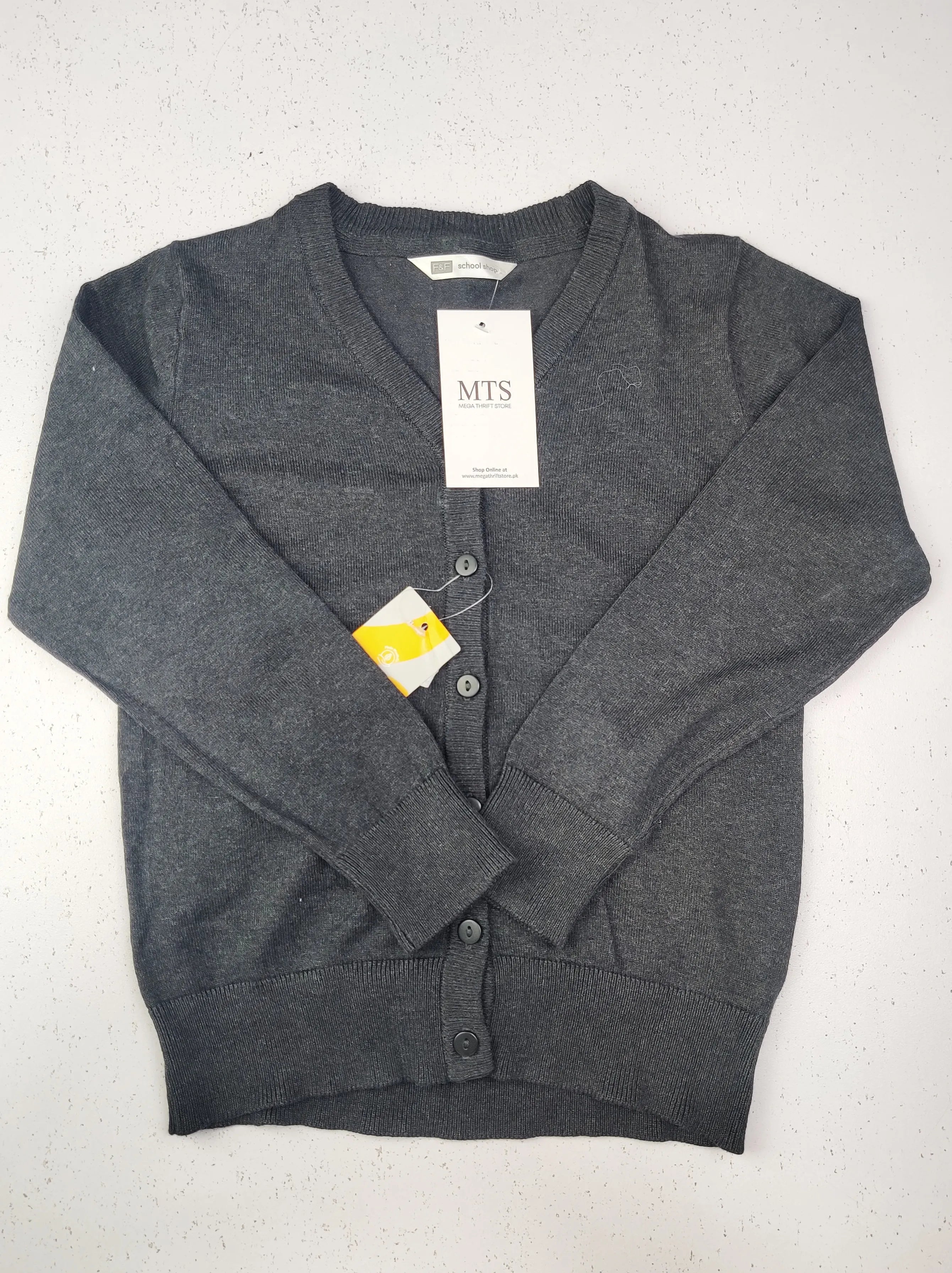Buy online pre-used pre-loved 100% authentic & Original branded F&F (KWG-3891) available in Pakistan. Top international brands avilable.