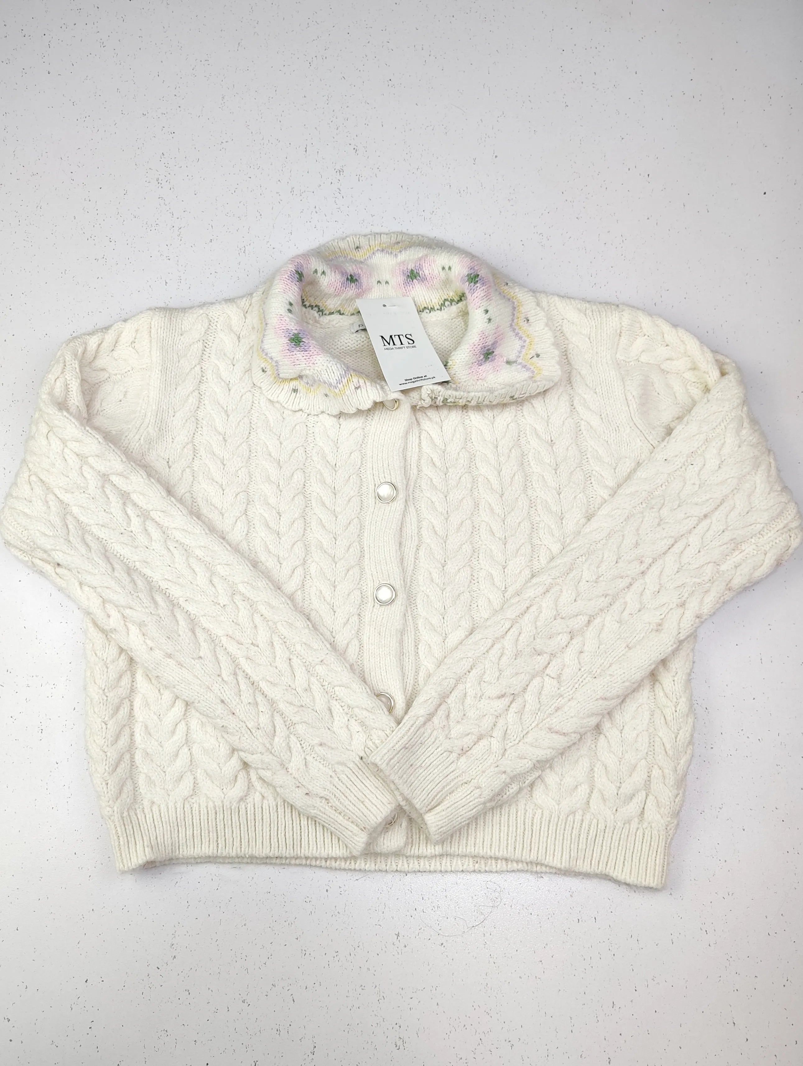 Buy online pre-used pre-loved 100% authentic & Original branded Primark (KWG-3899) available in Pakistan. Top international brands avilable.