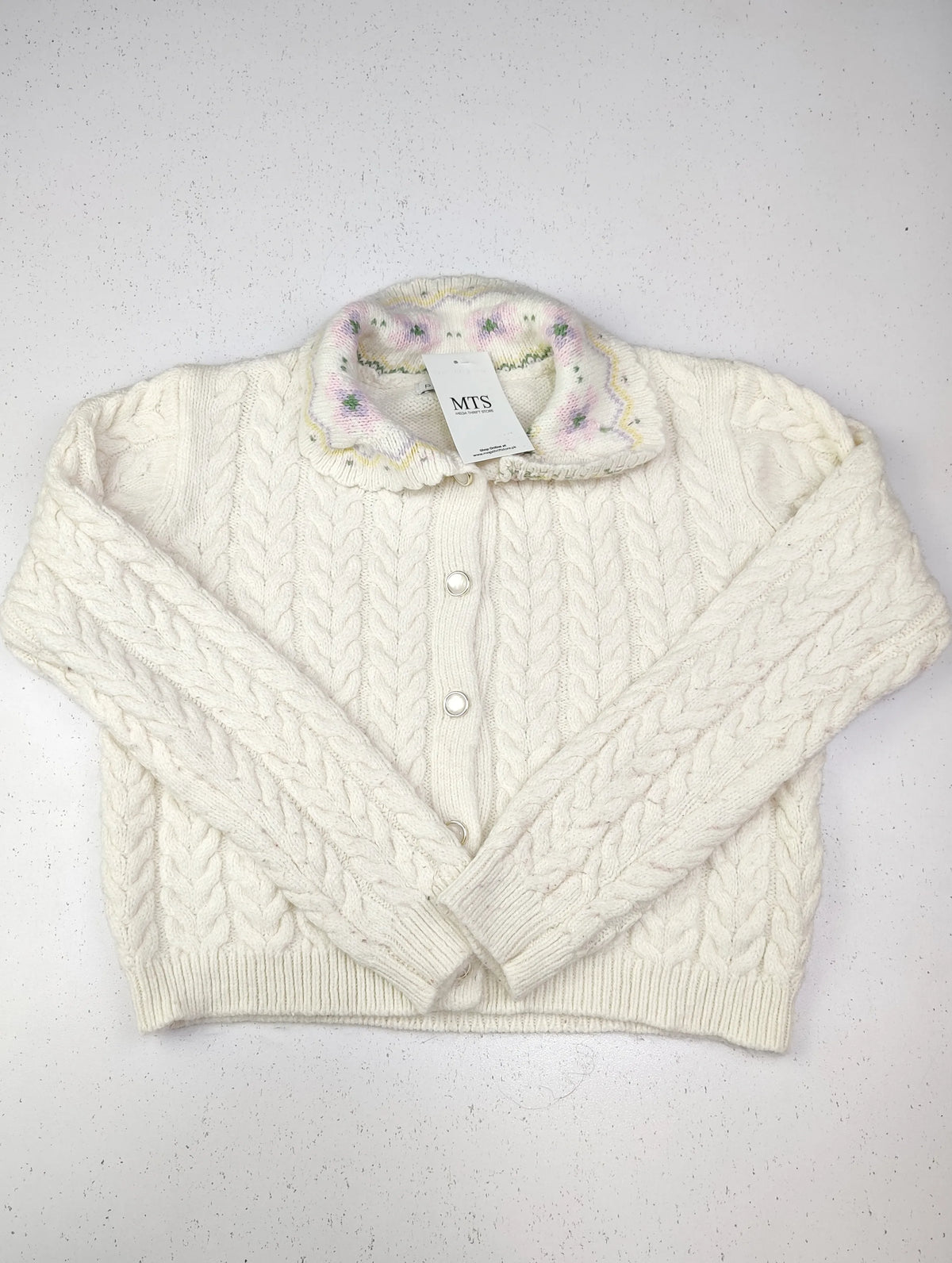 Buy online pre-used pre-loved 100% authentic & Original branded Primark (KWG-3899) available in Pakistan. Top international brands avilable.
