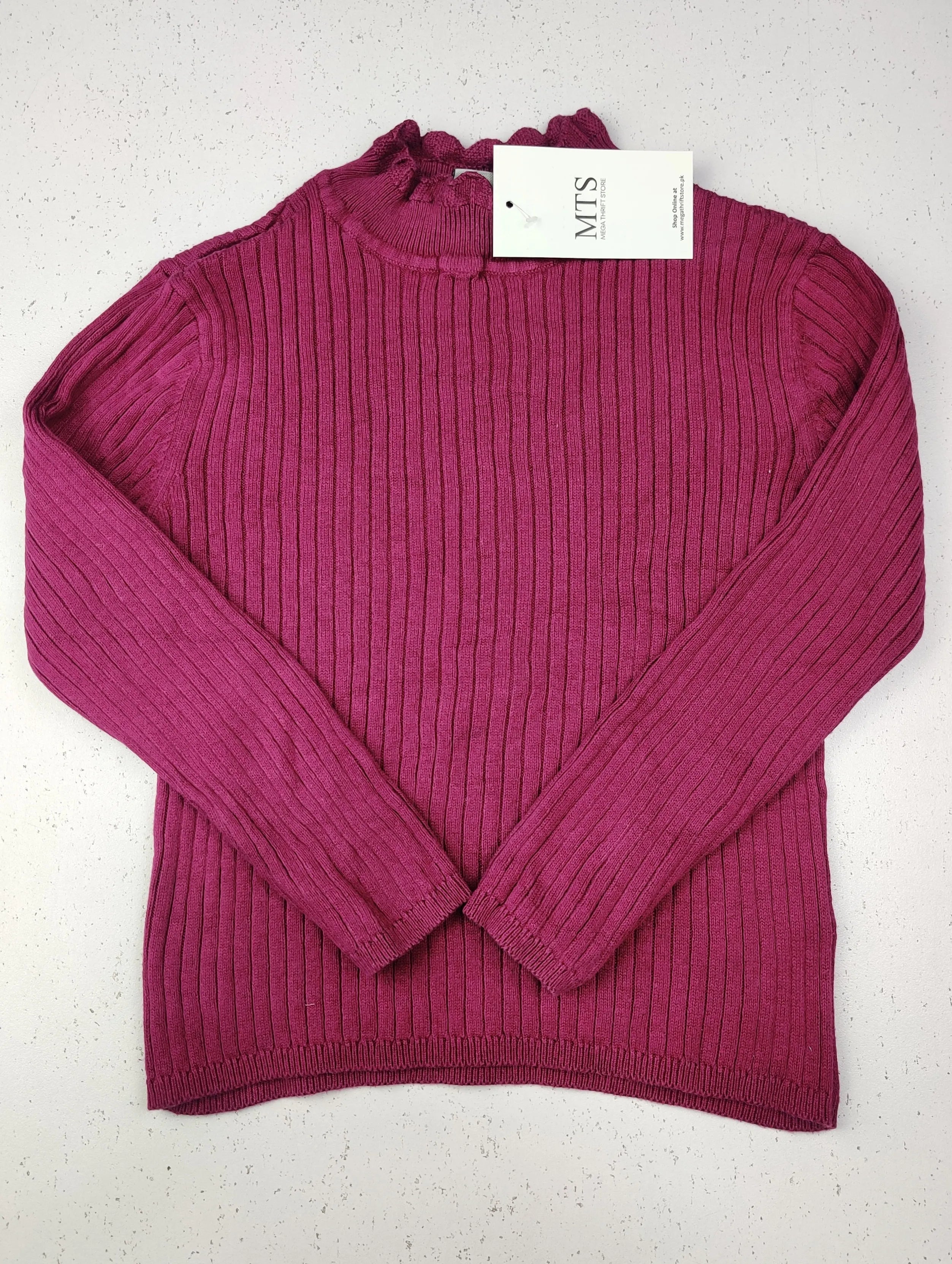 Buy online pre-used pre-loved 100% authentic & Original branded Tu (KWG-3938) available in Pakistan. Top international brands avilable.
