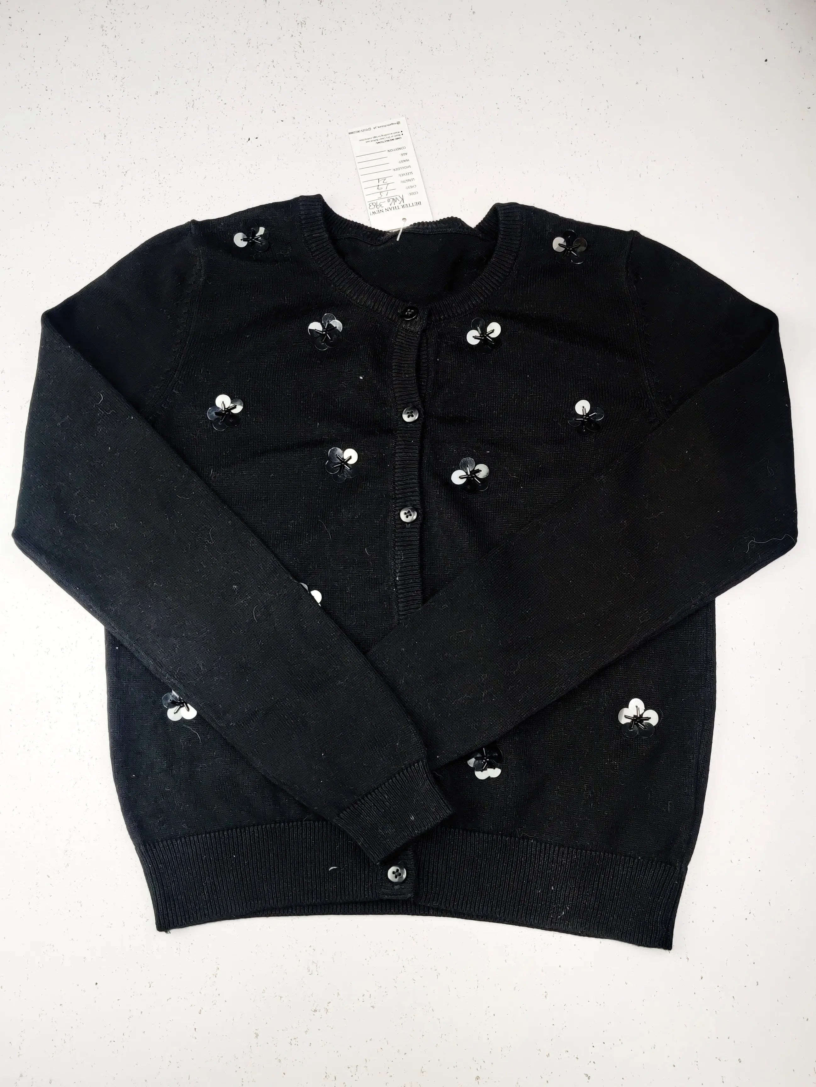 Buy online pre-used pre-loved 100% authentic & Original branded Dunnes Store (KWG-3963) available in Pakistan. Top international brands avilable.