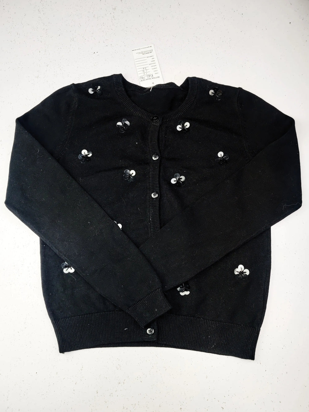Buy online pre-used pre-loved 100% authentic & Original branded Dunnes Store (KWG-3963) available in Pakistan. Top international brands avilable.