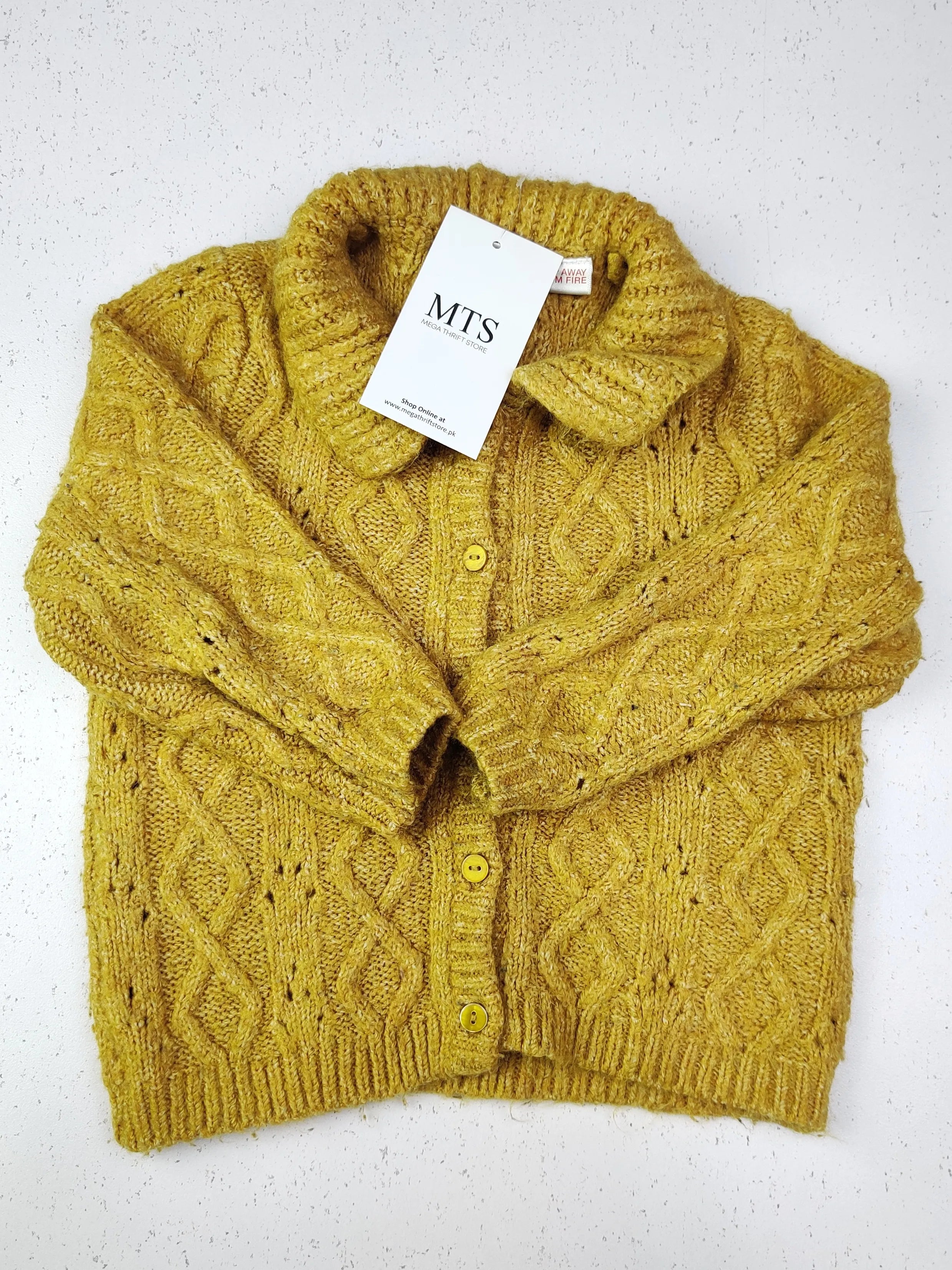 Buy online pre-used pre-loved 100% authentic & Original branded Zara (KWG-3964) available in Pakistan. Top international brands avilable.