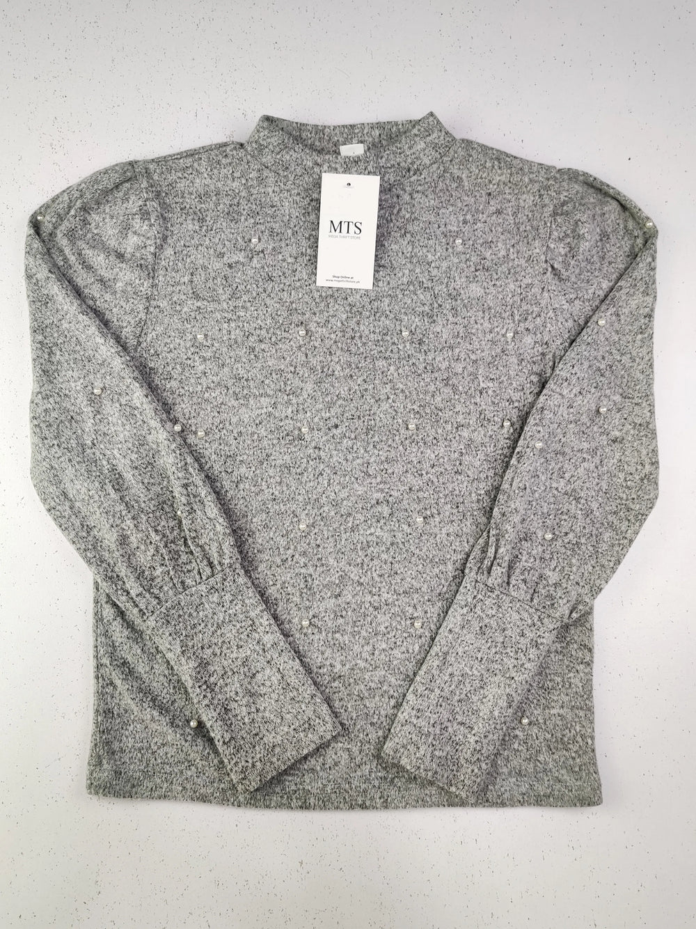 Buy online pre-used pre-loved 100% authentic & Original branded Primark (KWG-4106) available in Pakistan. Top international brands avilable.