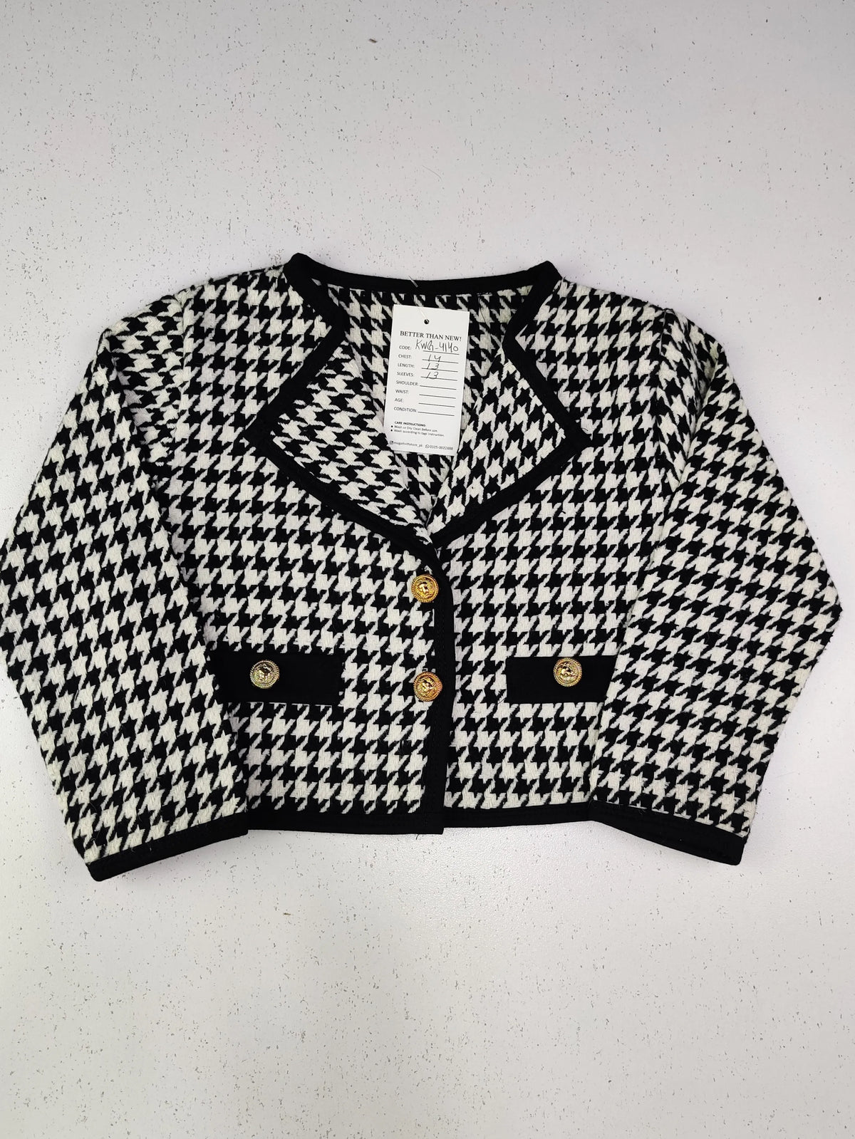 Buy online pre-used pre-loved 100% authentic & Original branded Shein (KWG-4140) available in Pakistan. Top international brands avilable.