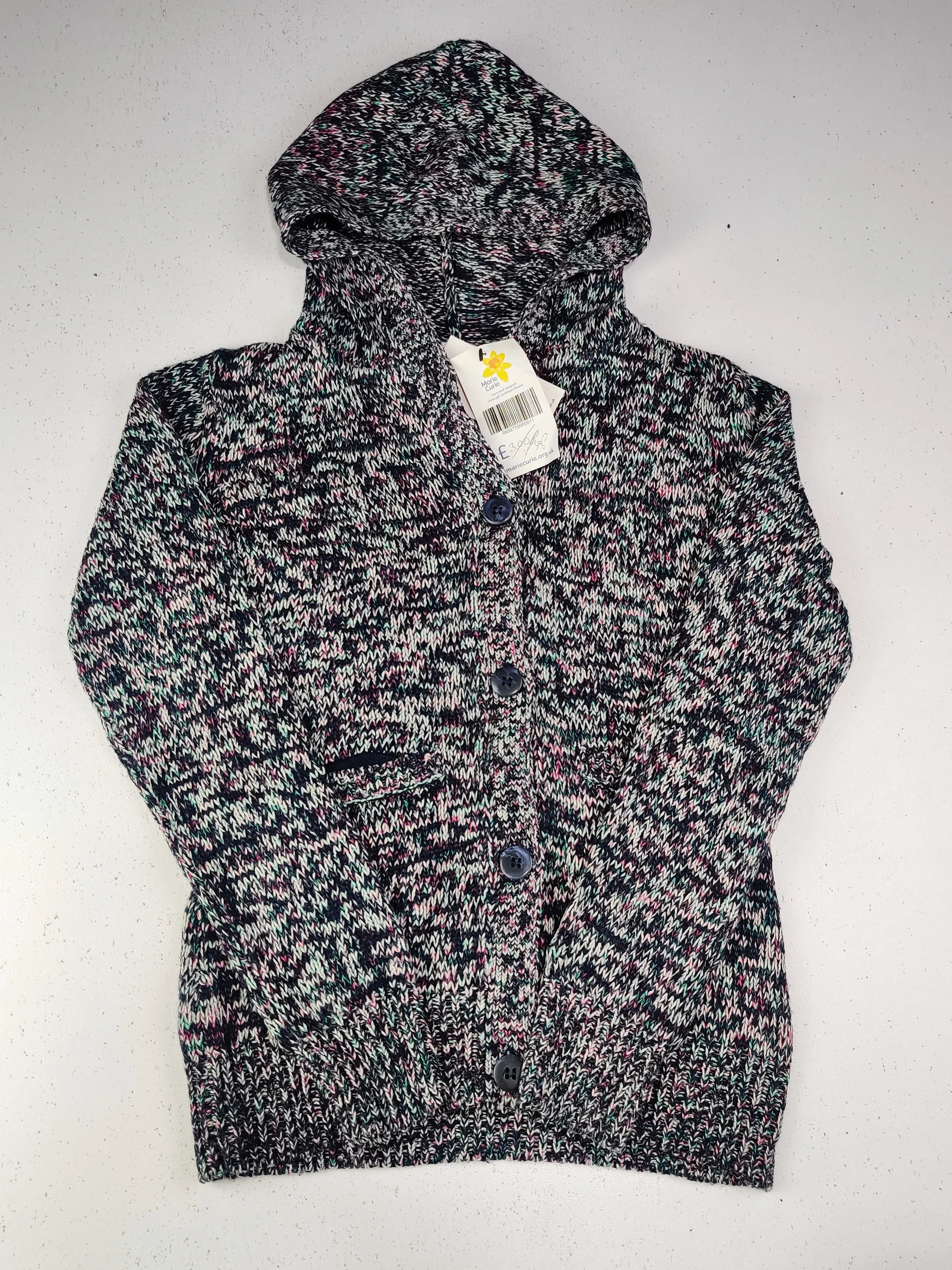Buy online pre-used pre-loved 100% authentic & Original branded Yigga (KWG-4144) available in Pakistan. Top international brands avilable.