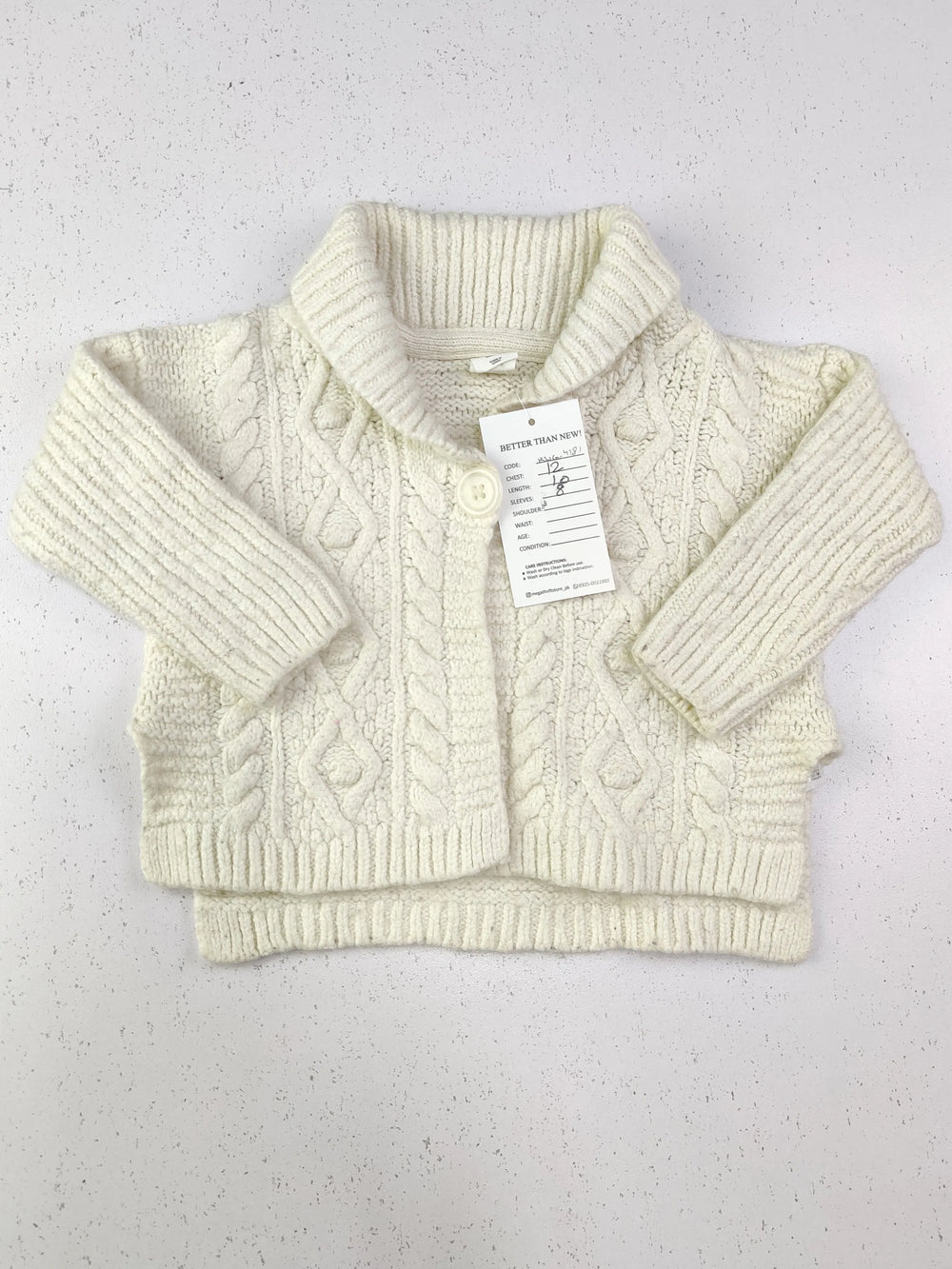 Buy online pre-used pre-loved 100% authentic & Original branded Gap (KWG-4181) available in Pakistan. Top international brands avilable.