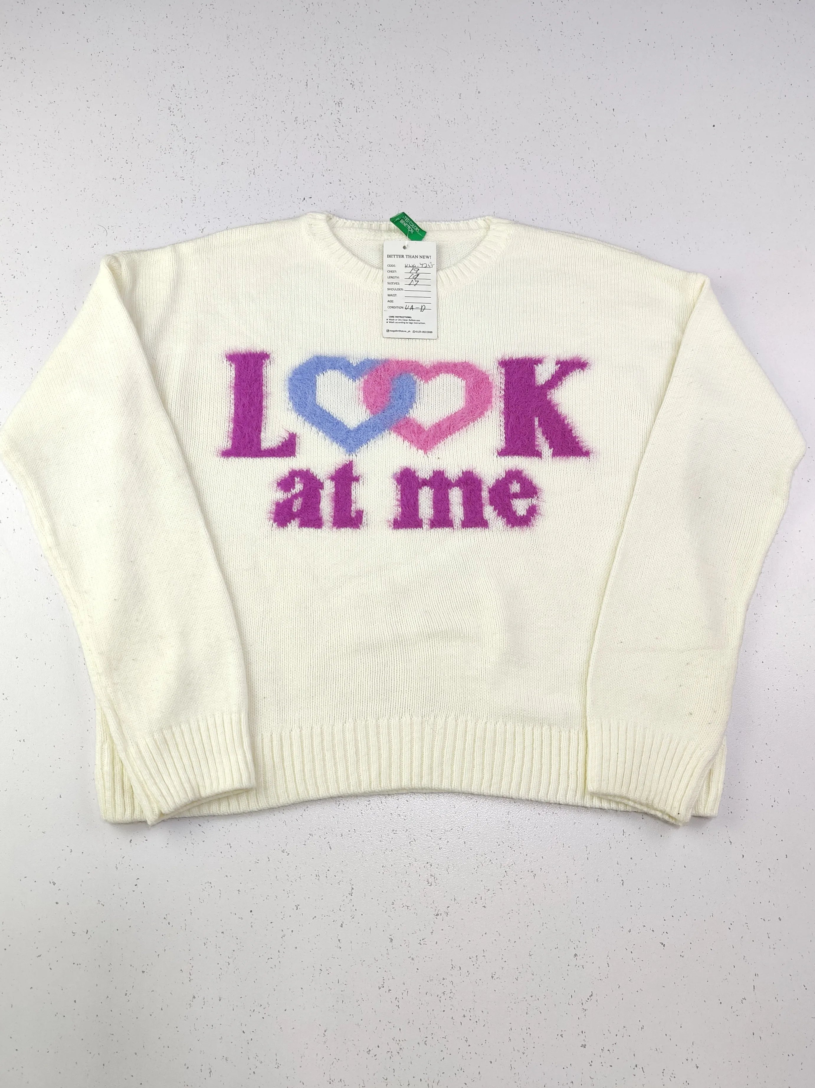 Buy online pre-used pre-loved 100% authentic & Original branded United Colors Of Benetton (KWG-4245) available in Pakistan. Top international brands avilable.
