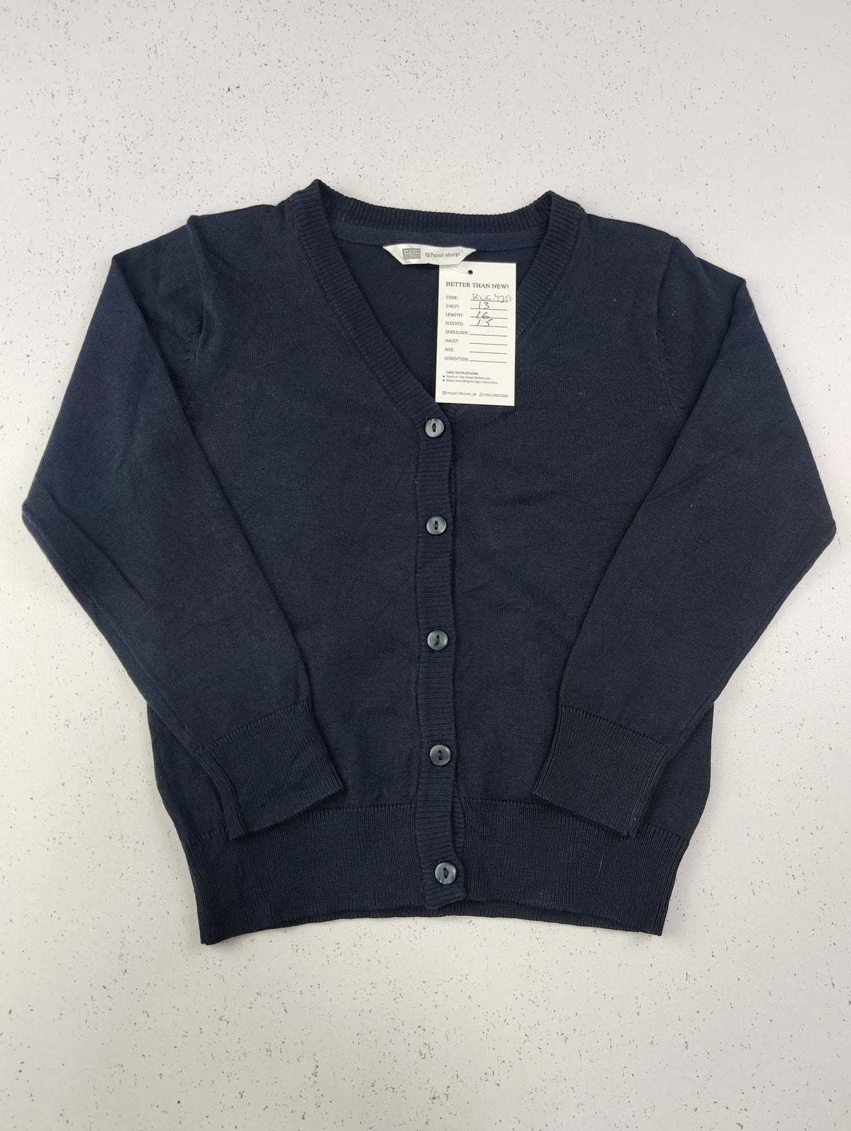 Buy online pre-used pre-loved 100% authentic & Original branded F&F (KWG-4253) available in Pakistan. Top international brands avilable.
