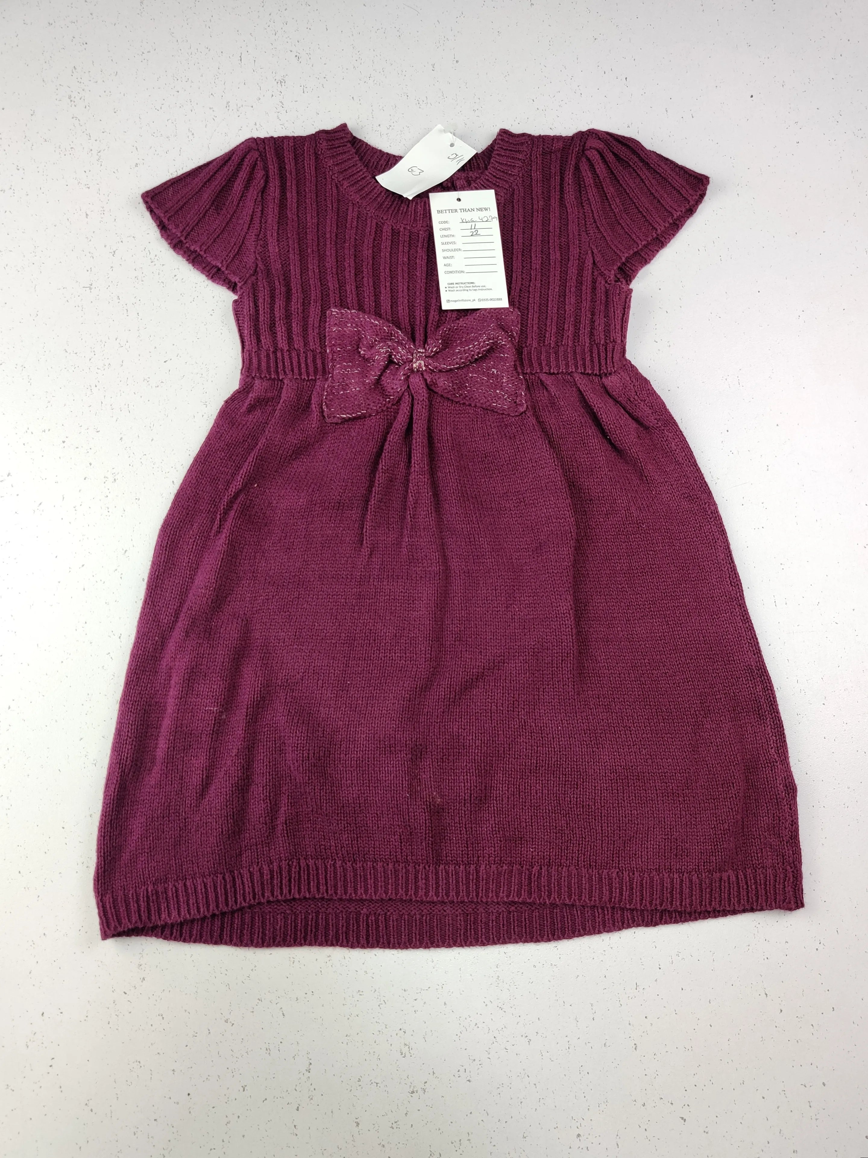 Buy online pre-used pre-loved 100% authentic & Original branded Dunnes Stores (KWG-4279) available in Pakistan. Top international brands avilable.