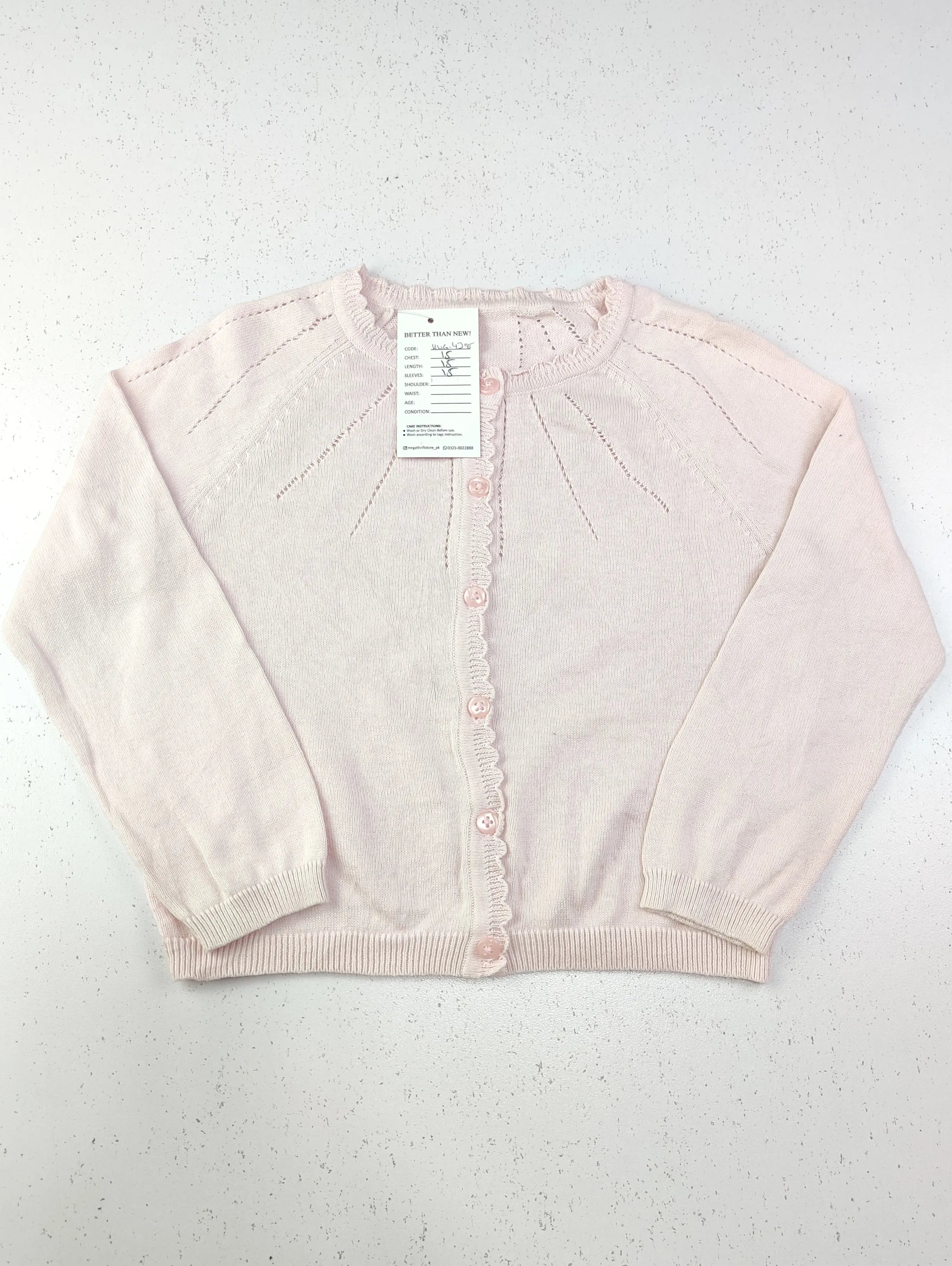 Buy online pre-used pre-loved 100% authentic & Original branded Unknown Brand (KWG-4295) available in Pakistan. Top international brands avilable.